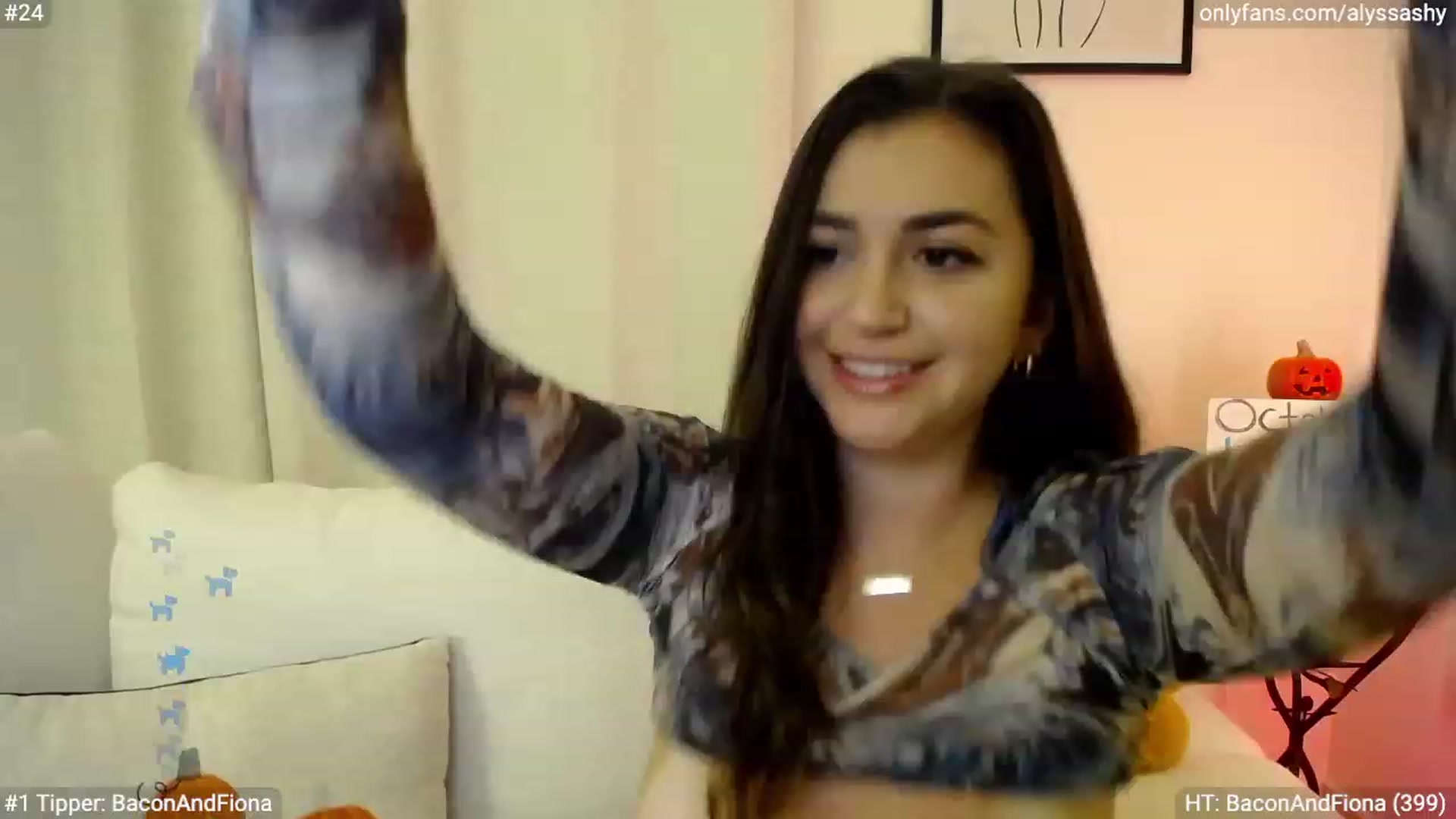 Gallery image thumbnail from AlyssaShy's myfreecams stream on, 10/30/2023, 22:59 image 9 of 20
