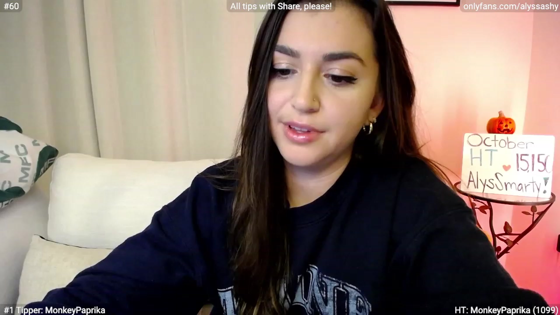 Gallery image thumbnail from AlyssaShy's myfreecams stream on, 11/01/2023, 23:32 image 15 of 20