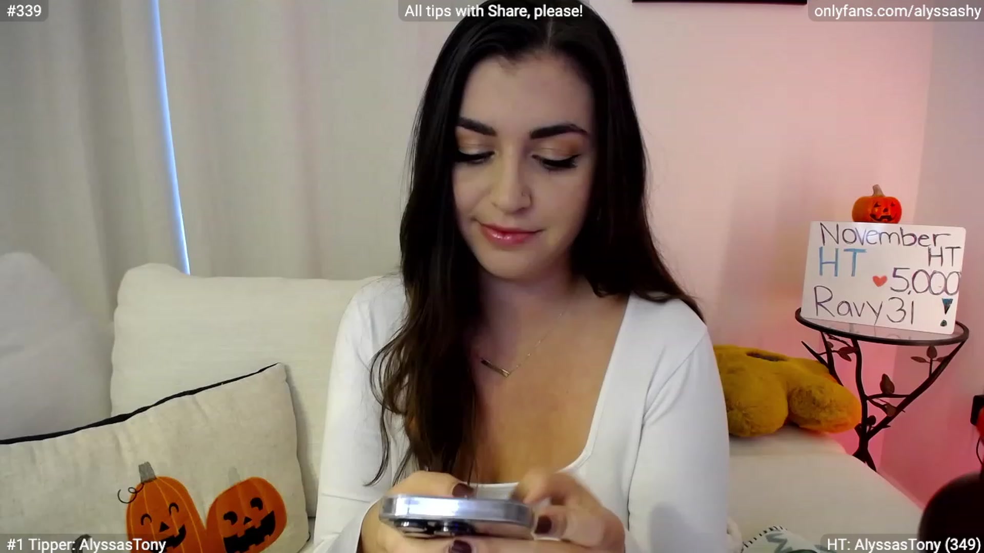Gallery image thumbnail from AlyssaShy's myfreecams stream on, 11/03/2023, 23:42 image 4 of 20