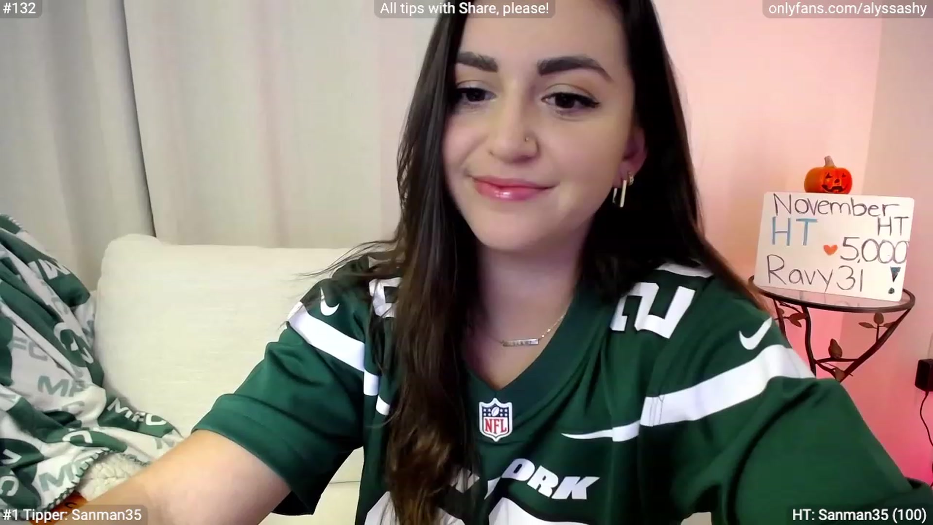 Gallery image thumbnail from AlyssaShy's myfreecams stream on, 11/07/2023, 01:11 image 7 of 20