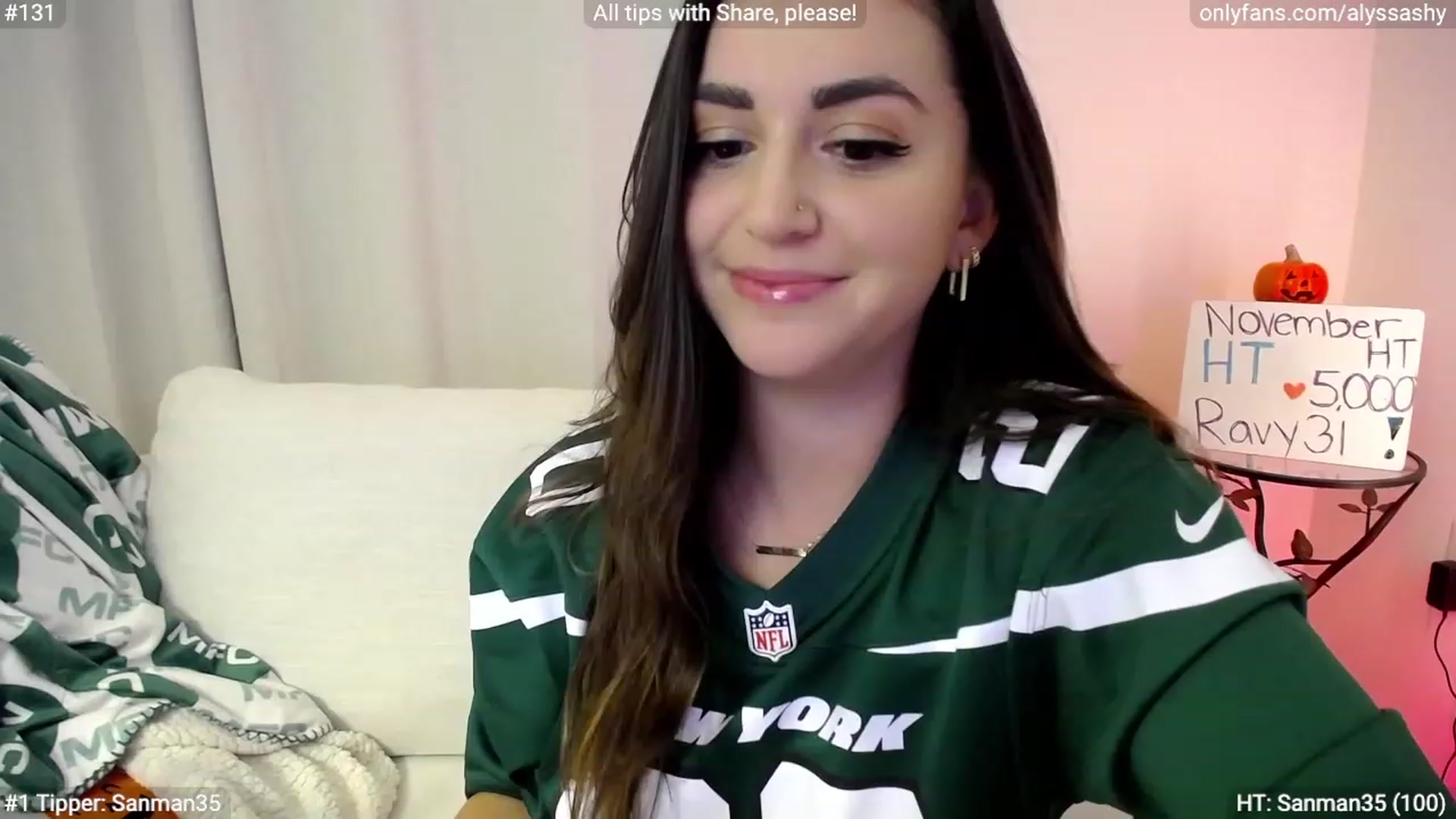 Gallery image thumbnail from AlyssaShy's myfreecams stream on, 11/07/2023, 01:11 image 9 of 20