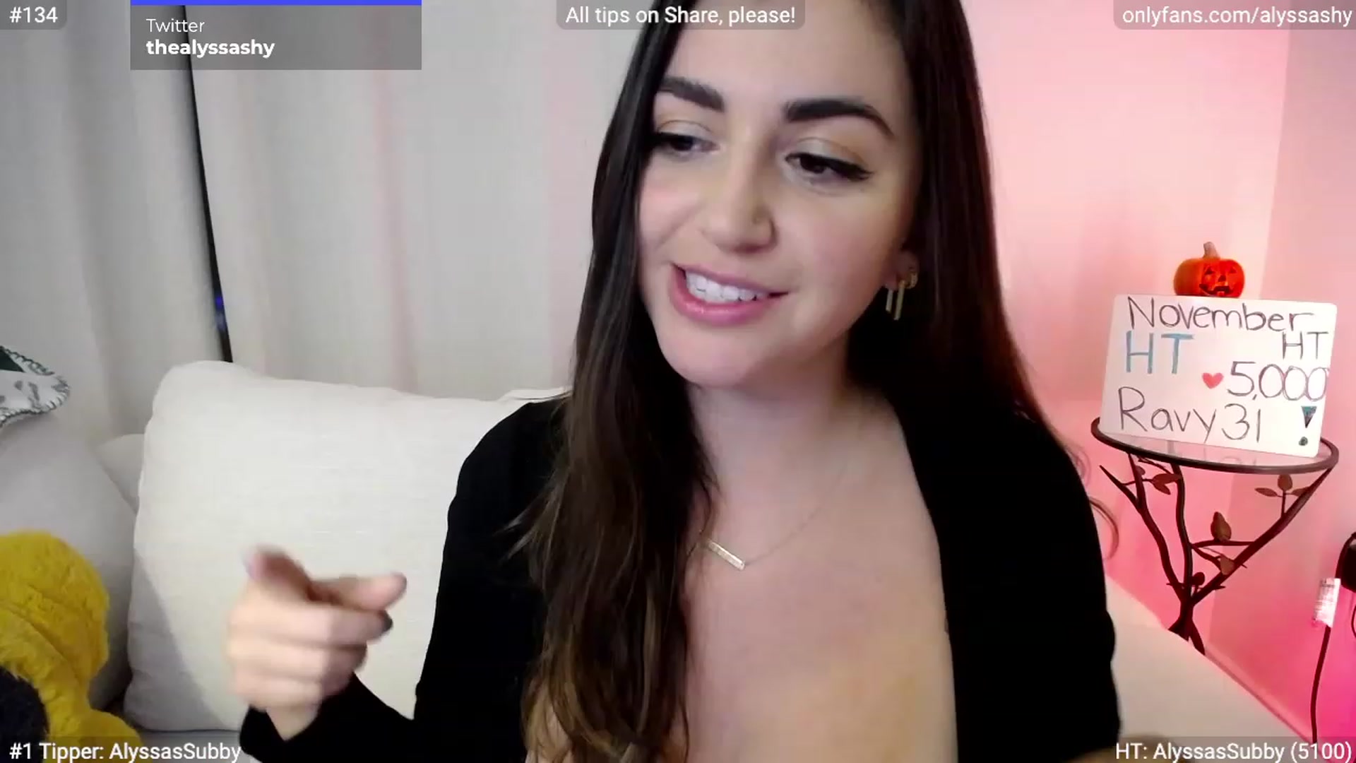 Gallery image thumbnail from AlyssaShy's myfreecams stream on, 11/11/2023, 03:44 image 8 of 20