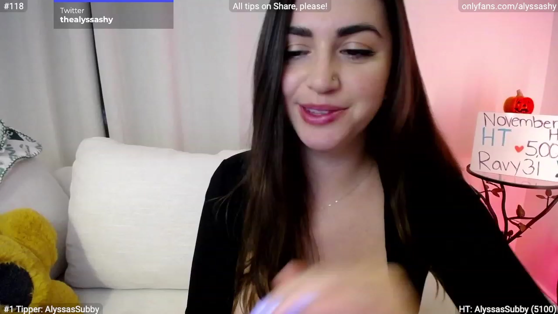 Gallery image thumbnail from AlyssaShy's myfreecams stream on, 11/11/2023, 06:04 image 1 of 20