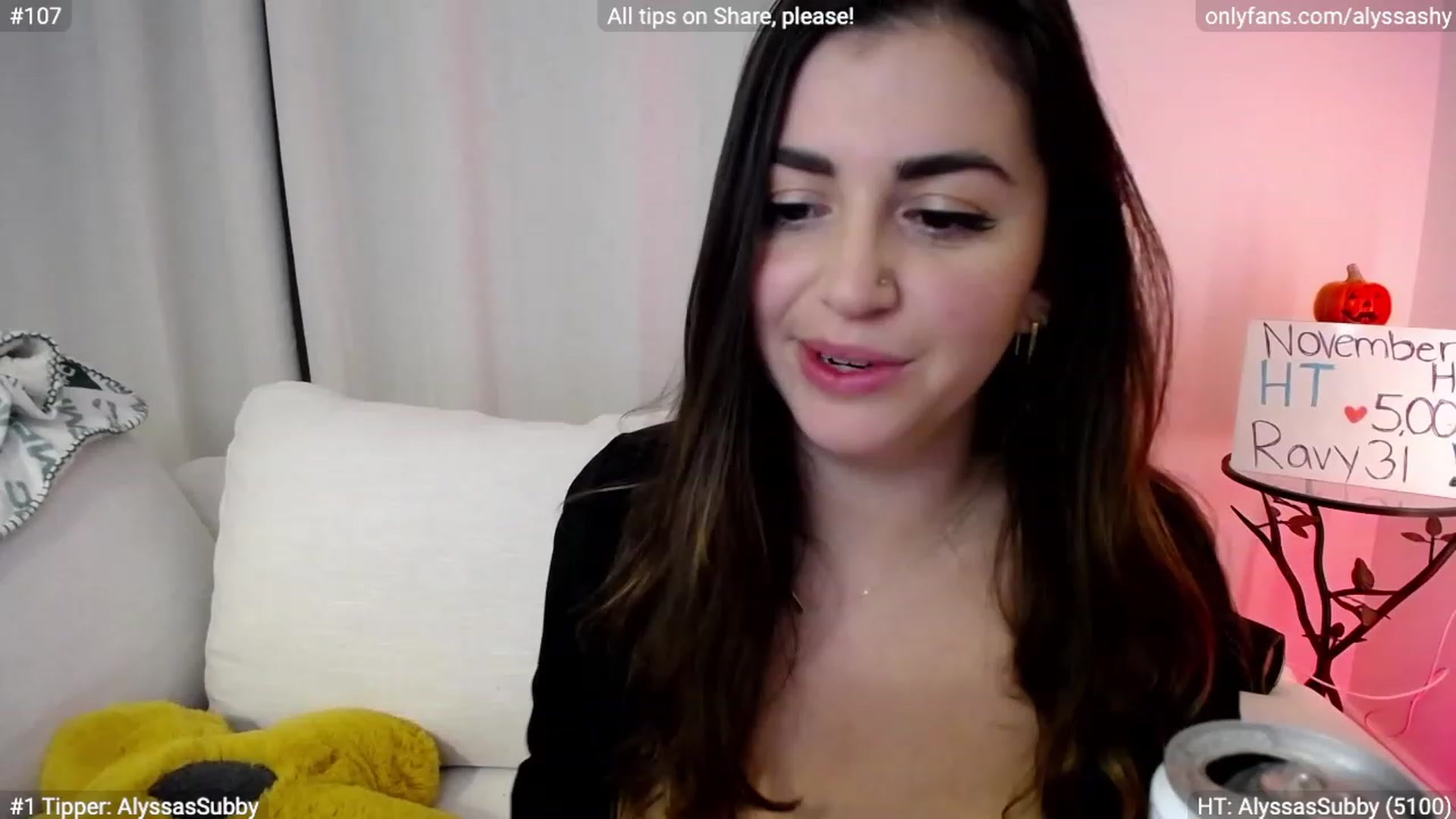 Gallery image thumbnail from AlyssaShy's myfreecams stream on, 11/11/2023, 07:33 image 12 of 20