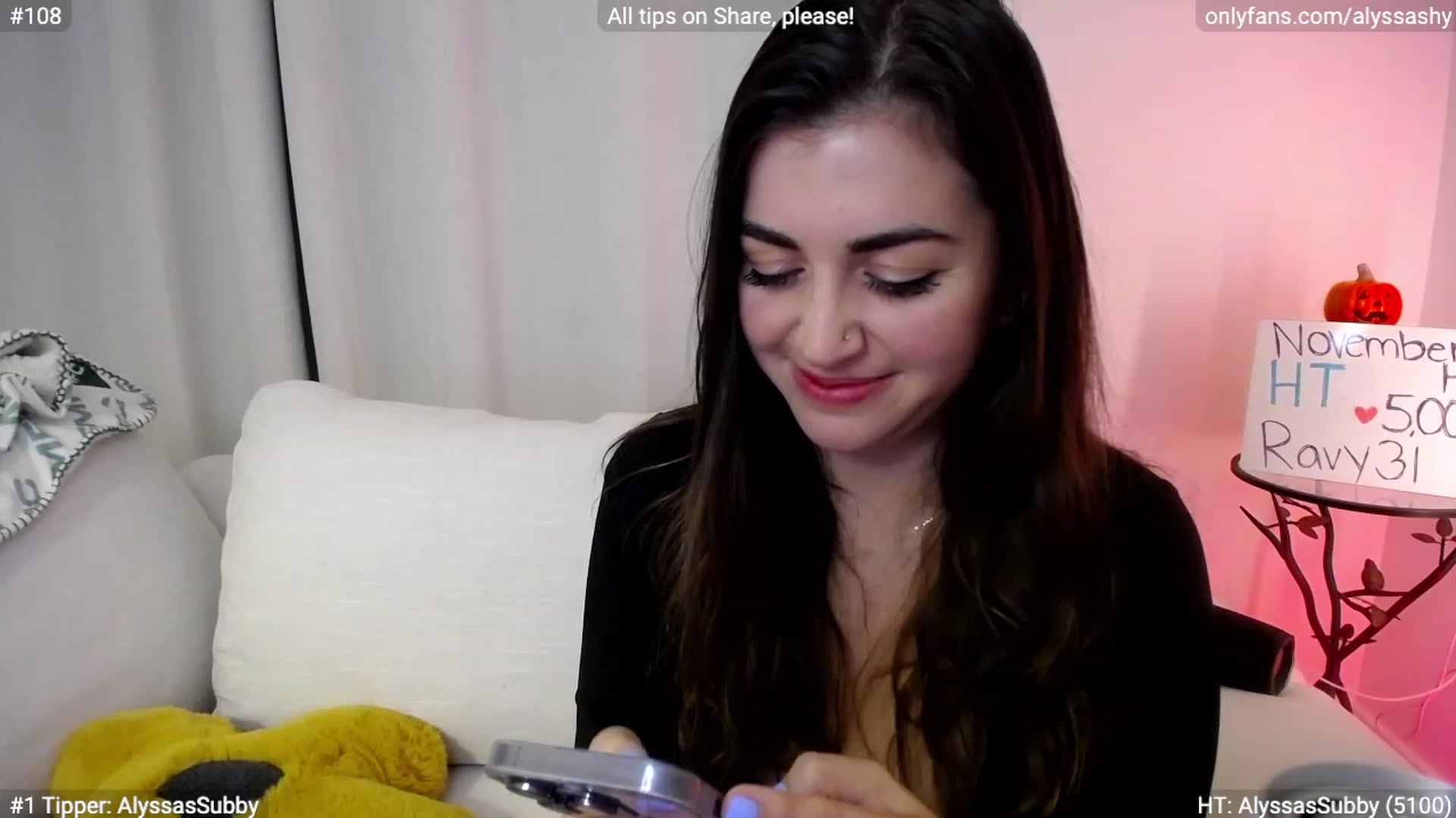 Gallery image thumbnail from AlyssaShy's myfreecams stream on, 11/11/2023, 08:03 image 18 of 20