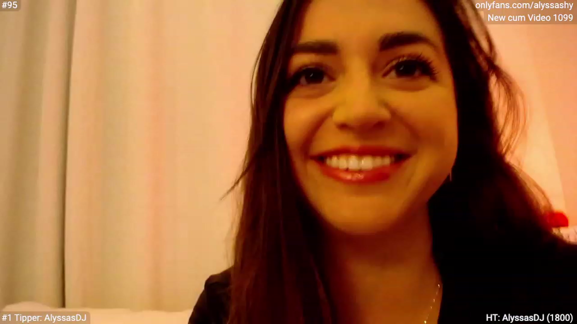 Gallery image thumbnail from AlyssaShy's myfreecams stream on, 11/19/2023, 03:59 image 9 of 20