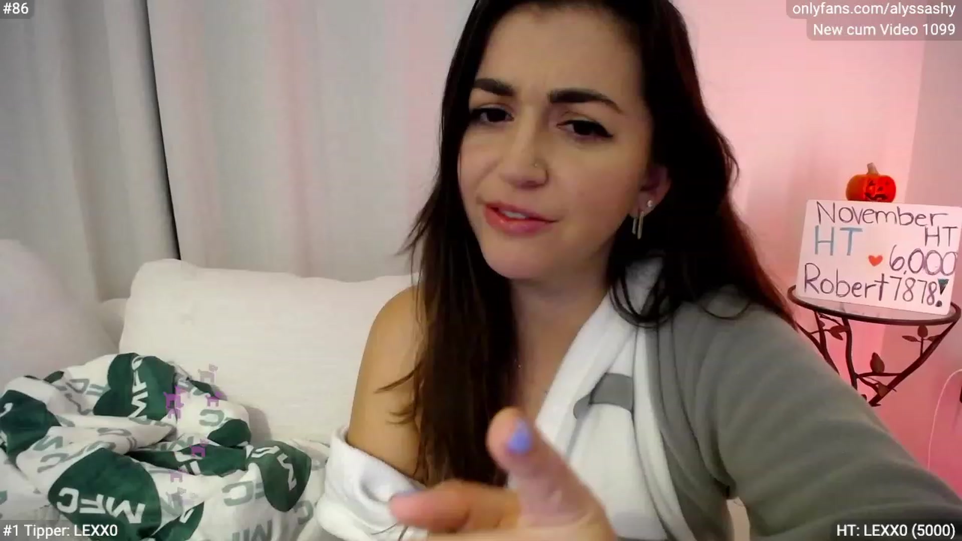 Gallery image thumbnail from AlyssaShy's myfreecams stream on, 11/19/2023, 05:21 image 20 of 20