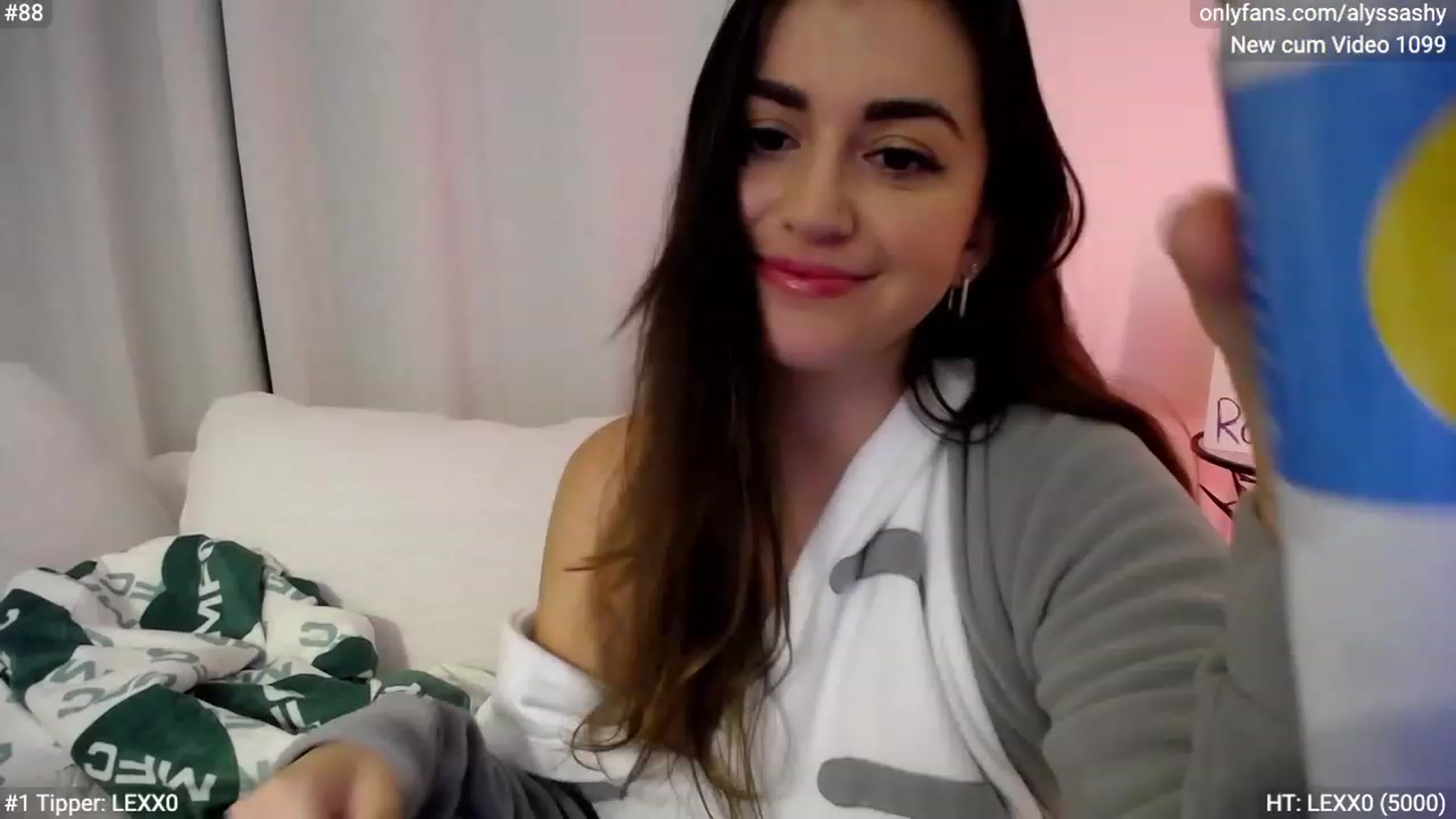 Gallery image thumbnail from AlyssaShy's myfreecams stream on, 11/19/2023, 05:21 image 19 of 20
