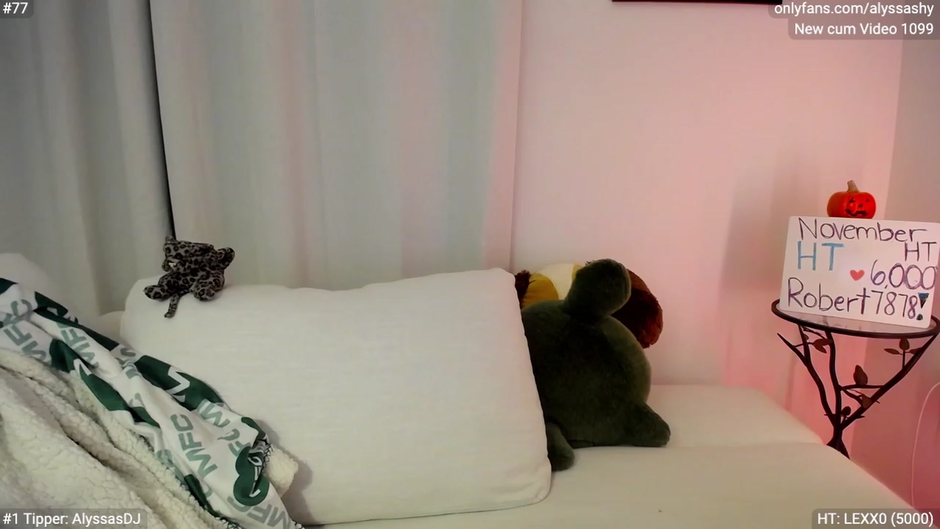 Gallery image thumbnail from AlyssaShy's myfreecams stream on, 11/19/2023, 07:08 image 20 of 20