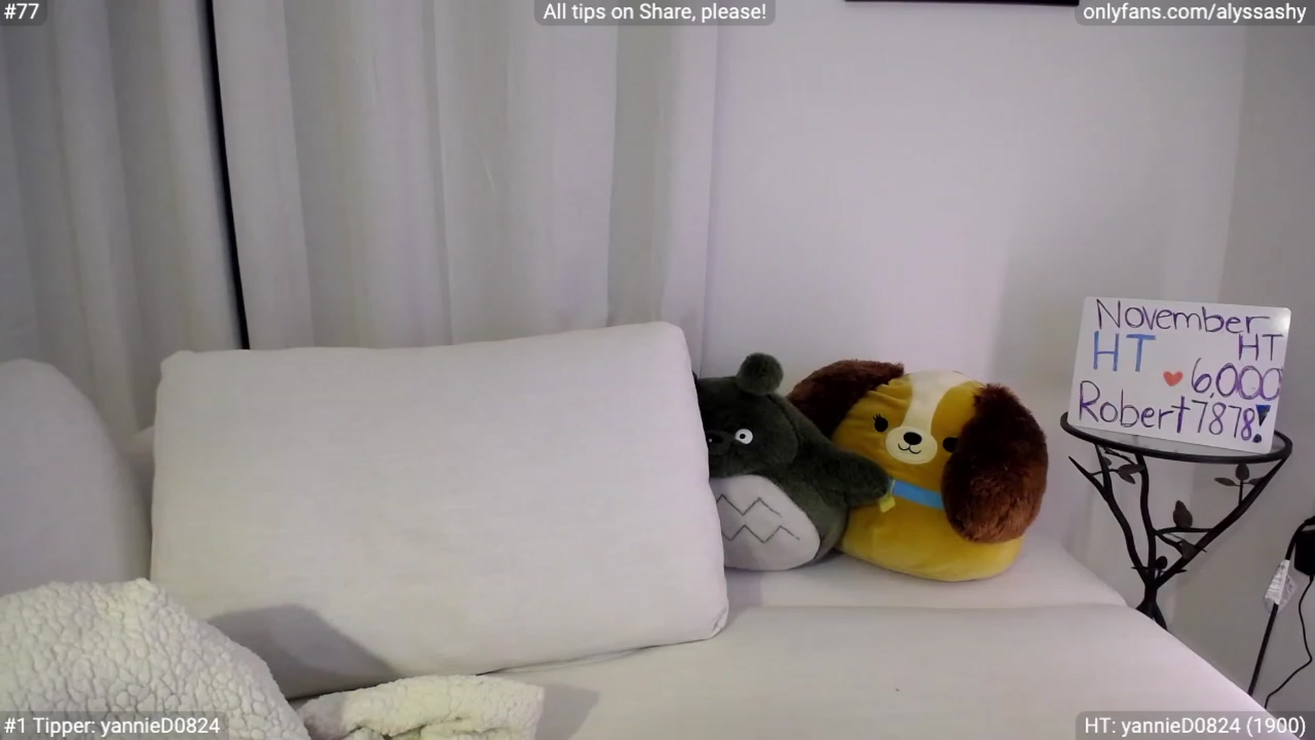 Gallery image thumbnail from AlyssaShy's myfreecams stream on, 11/22/2023, 24:40 image 9 of 20