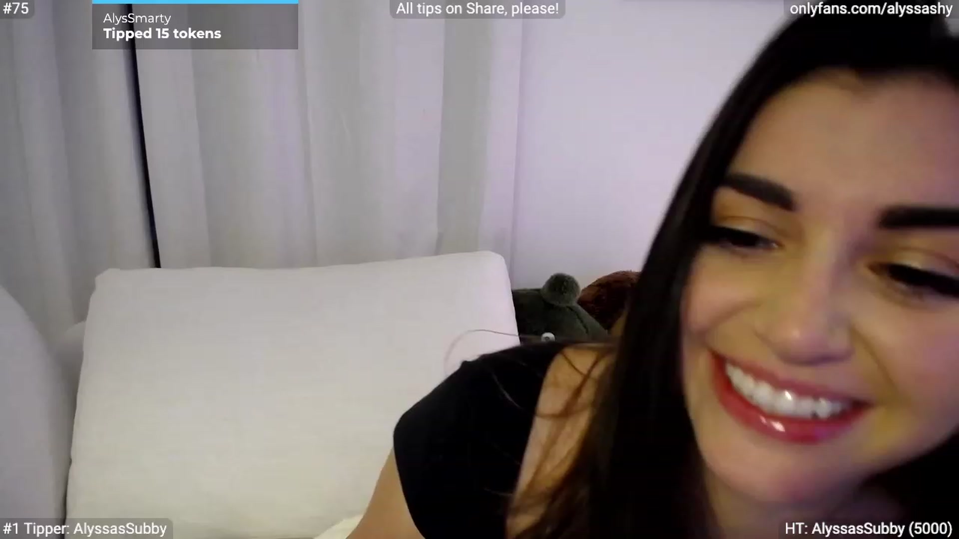 Gallery image thumbnail from AlyssaShy's myfreecams stream on, 11/22/2023, 03:18 image 18 of 20