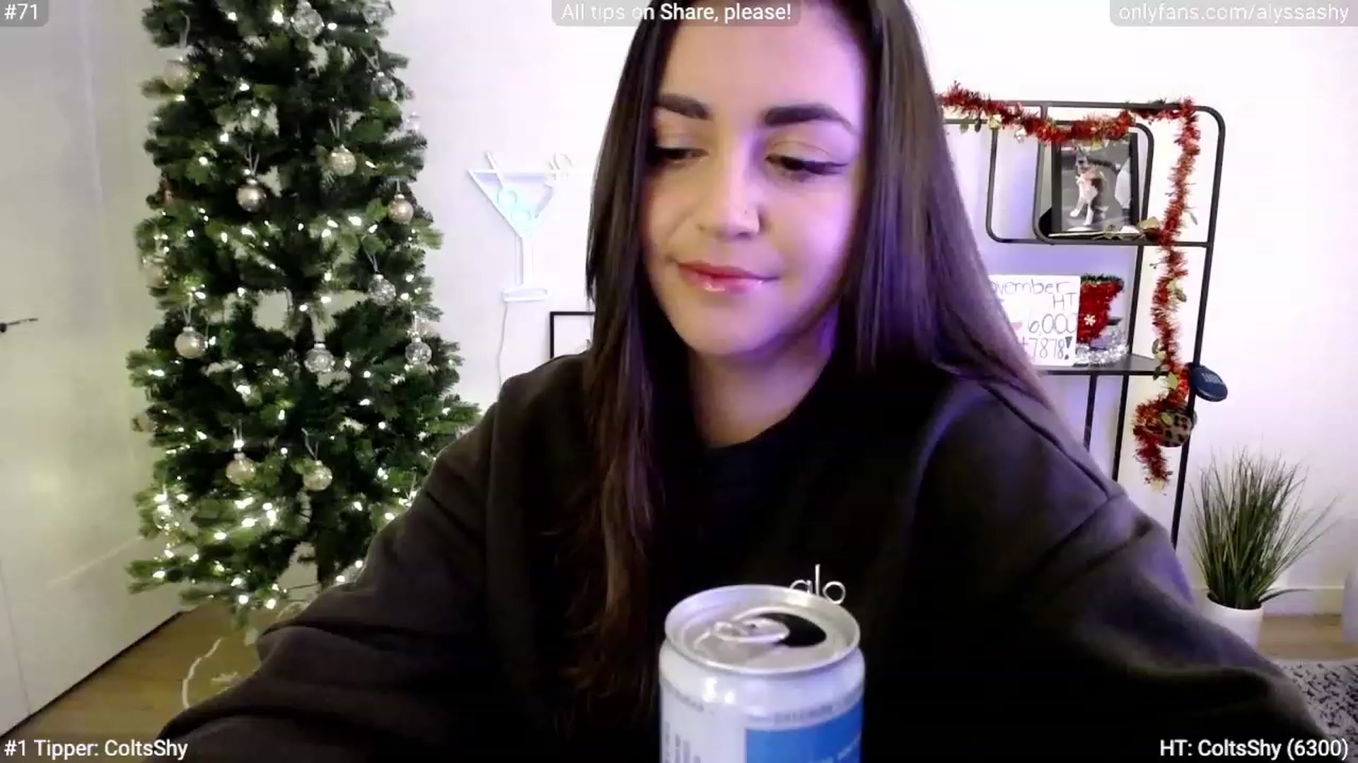 Gallery image thumbnail from AlyssaShy's myfreecams stream on, 11/23/2023, 24:13 image 5 of 20