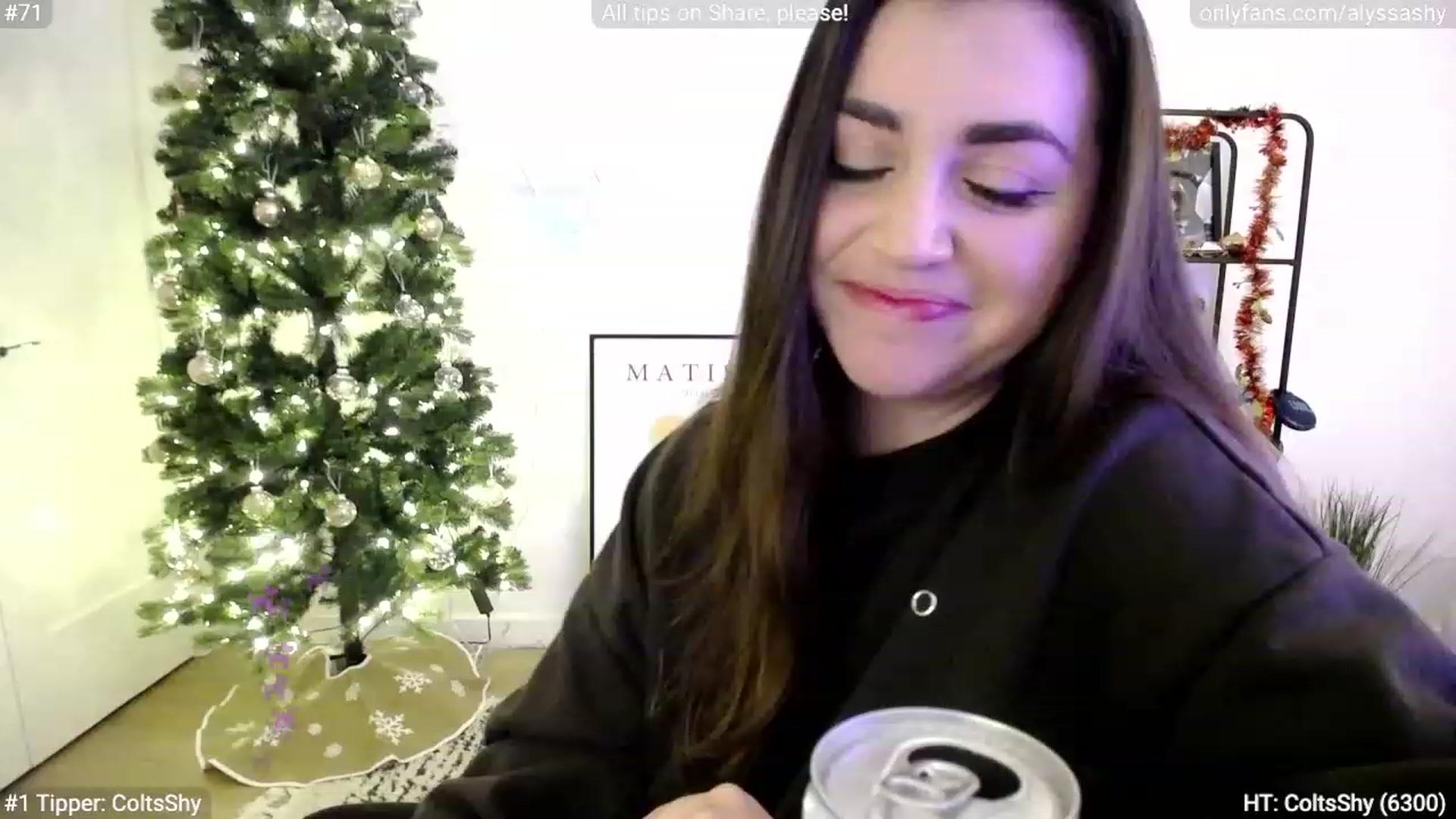 Gallery image thumbnail from AlyssaShy's myfreecams stream on, 11/23/2023, 24:13 image 3 of 20