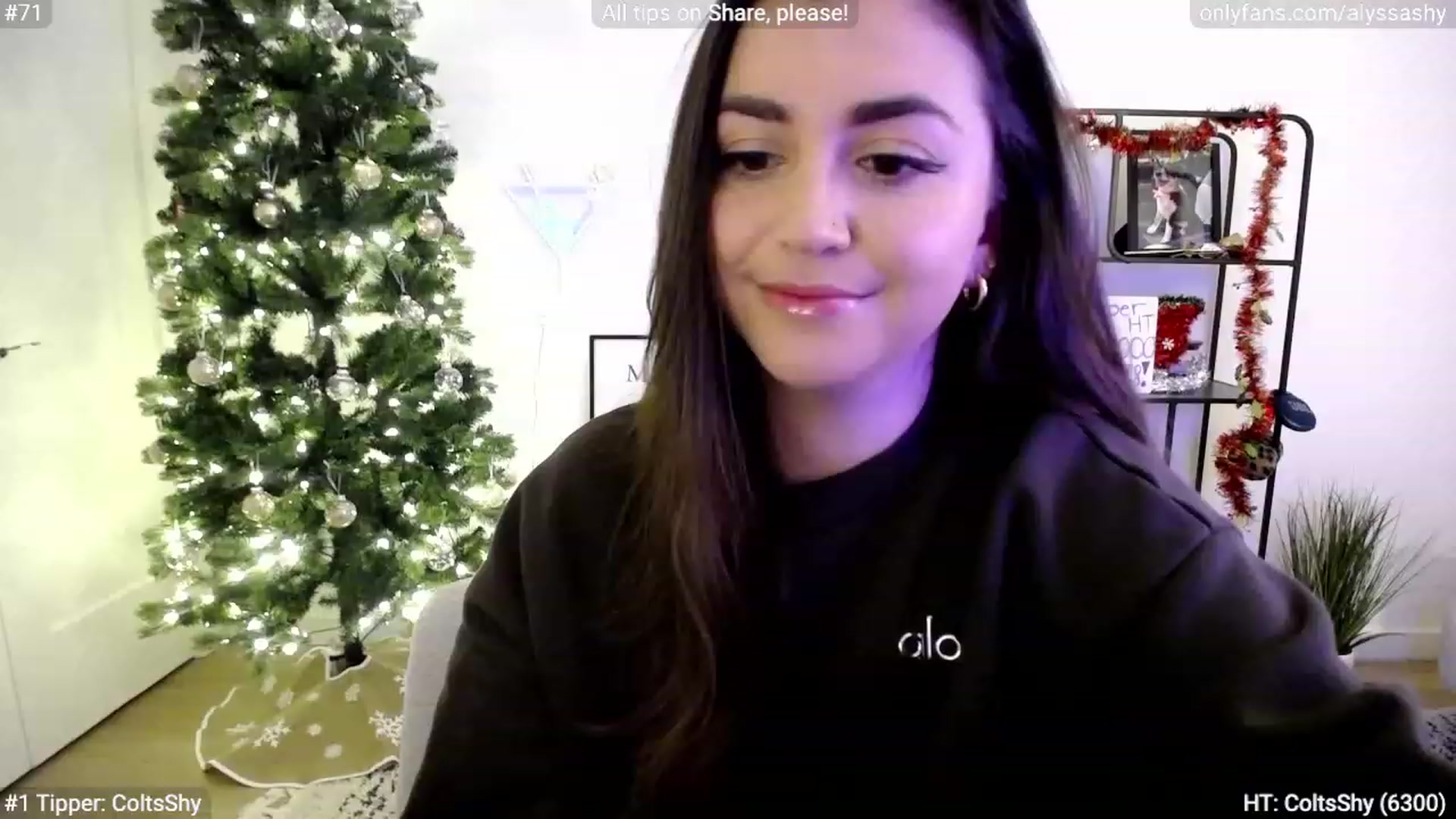 Gallery image thumbnail from AlyssaShy's myfreecams stream on, 11/23/2023, 24:13 image 6 of 20