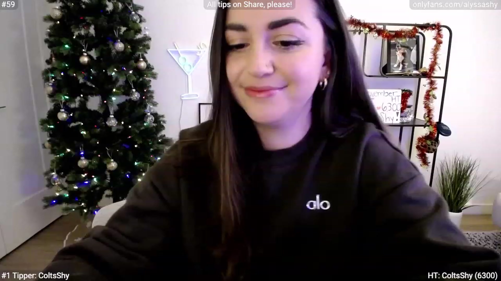 Gallery image thumbnail from AlyssaShy's myfreecams stream on, 11/23/2023, 03:27 image 18 of 20