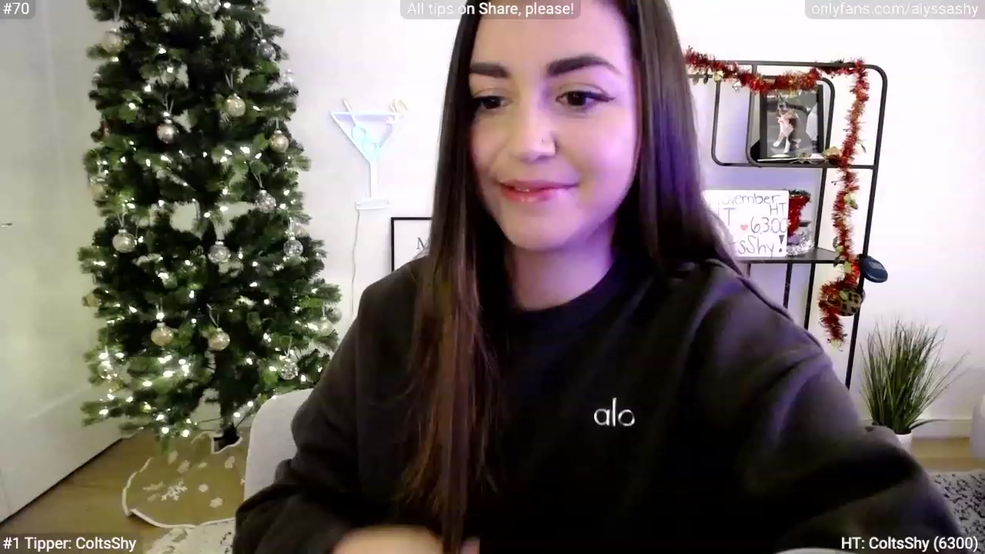 Gallery image thumbnail from AlyssaShy's myfreecams stream on, 11/23/2023, 03:27 image 2 of 20