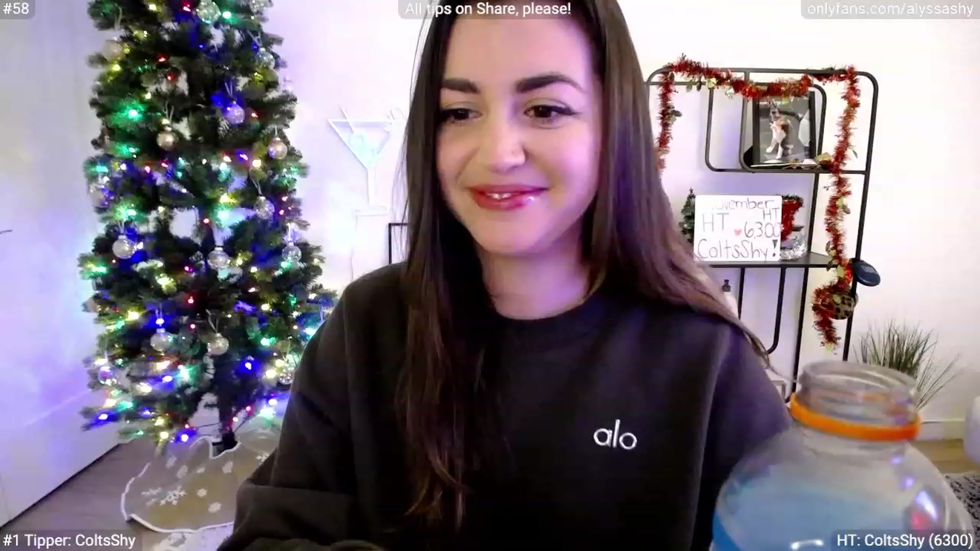 Gallery image thumbnail from AlyssaShy's myfreecams stream on, 11/23/2023, 06:09 image 1 of 20