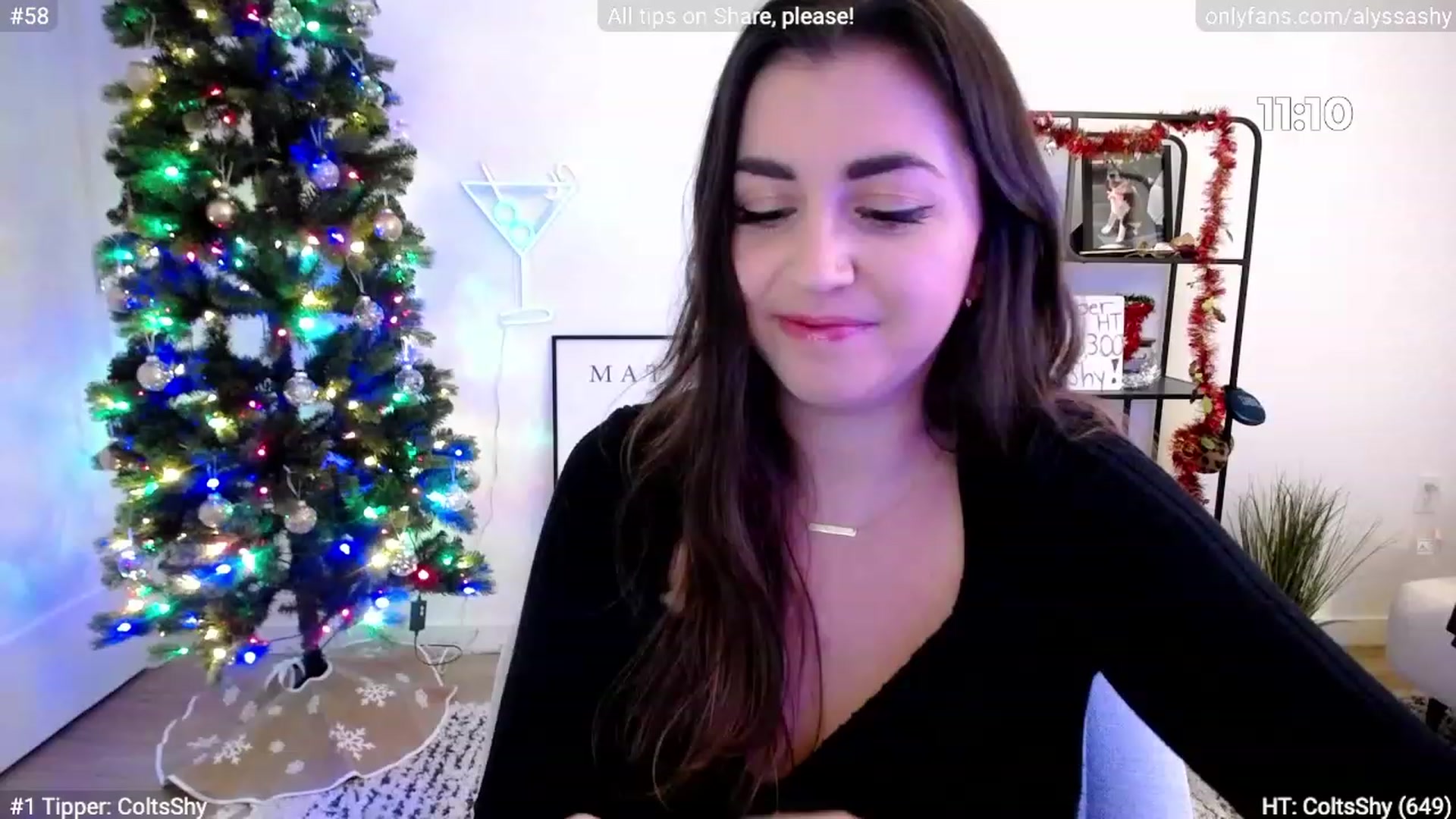 Gallery image thumbnail from AlyssaShy's myfreecams stream on, 11/24/2023, 23:53 image 9 of 20