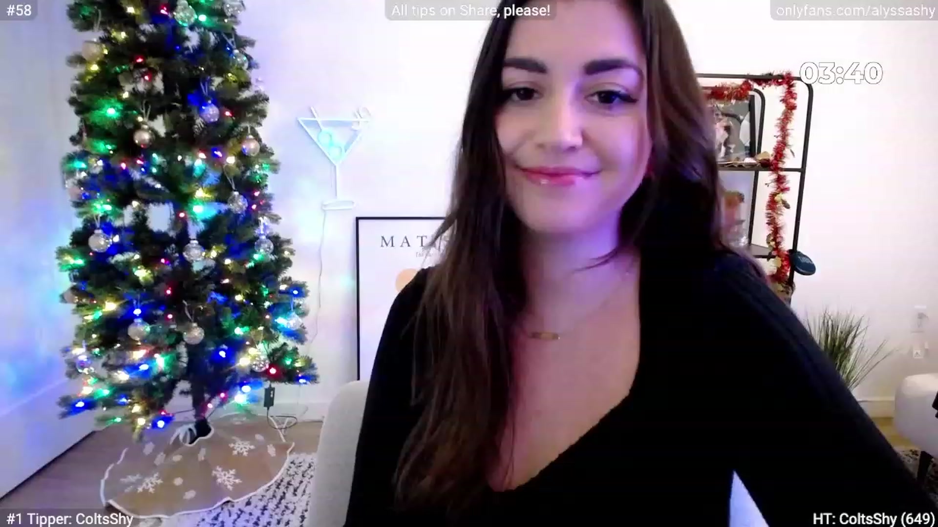 Gallery image thumbnail from AlyssaShy's myfreecams stream on, 11/24/2023, 23:53 image 18 of 20