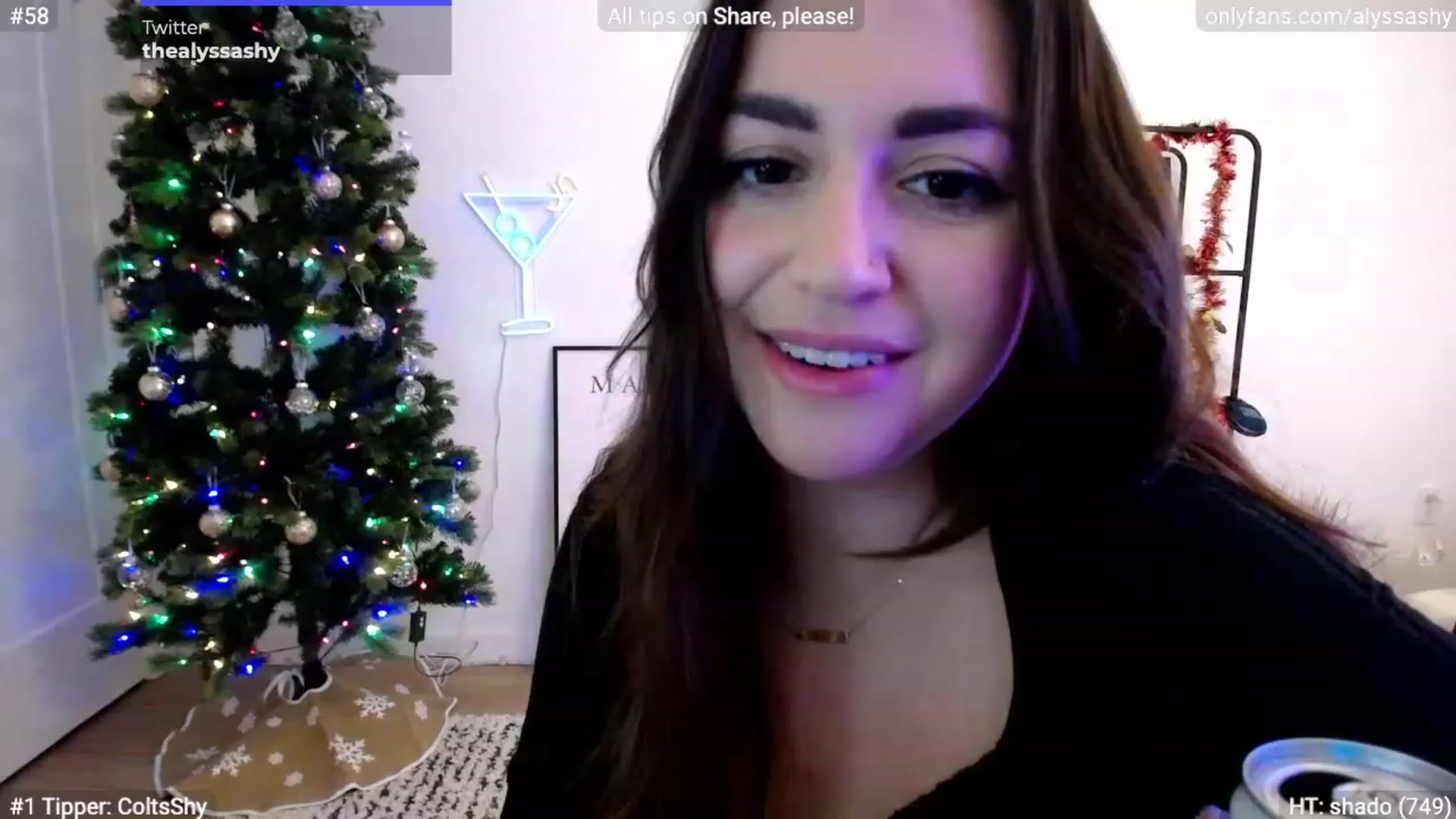 Gallery image thumbnail from AlyssaShy's myfreecams stream on, 11/25/2023, 01:16 image 13 of 20