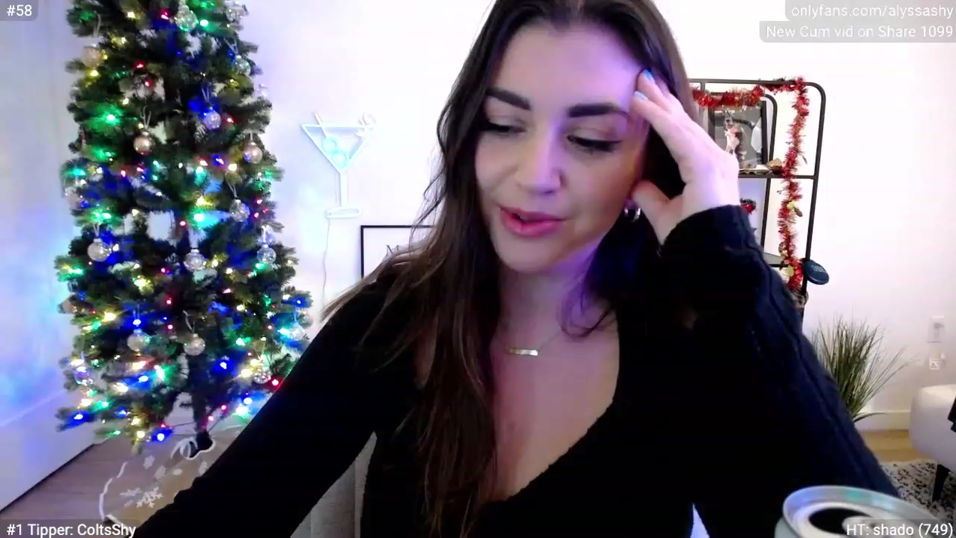 Gallery image thumbnail from AlyssaShy's myfreecams stream on, 11/25/2023, 01:16 image 17 of 20