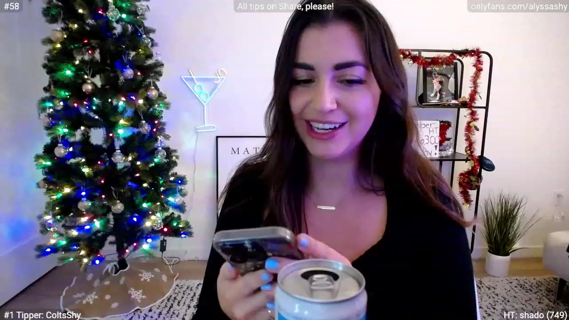 Gallery image thumbnail from AlyssaShy's myfreecams stream on, 11/25/2023, 01:39 image 8 of 20