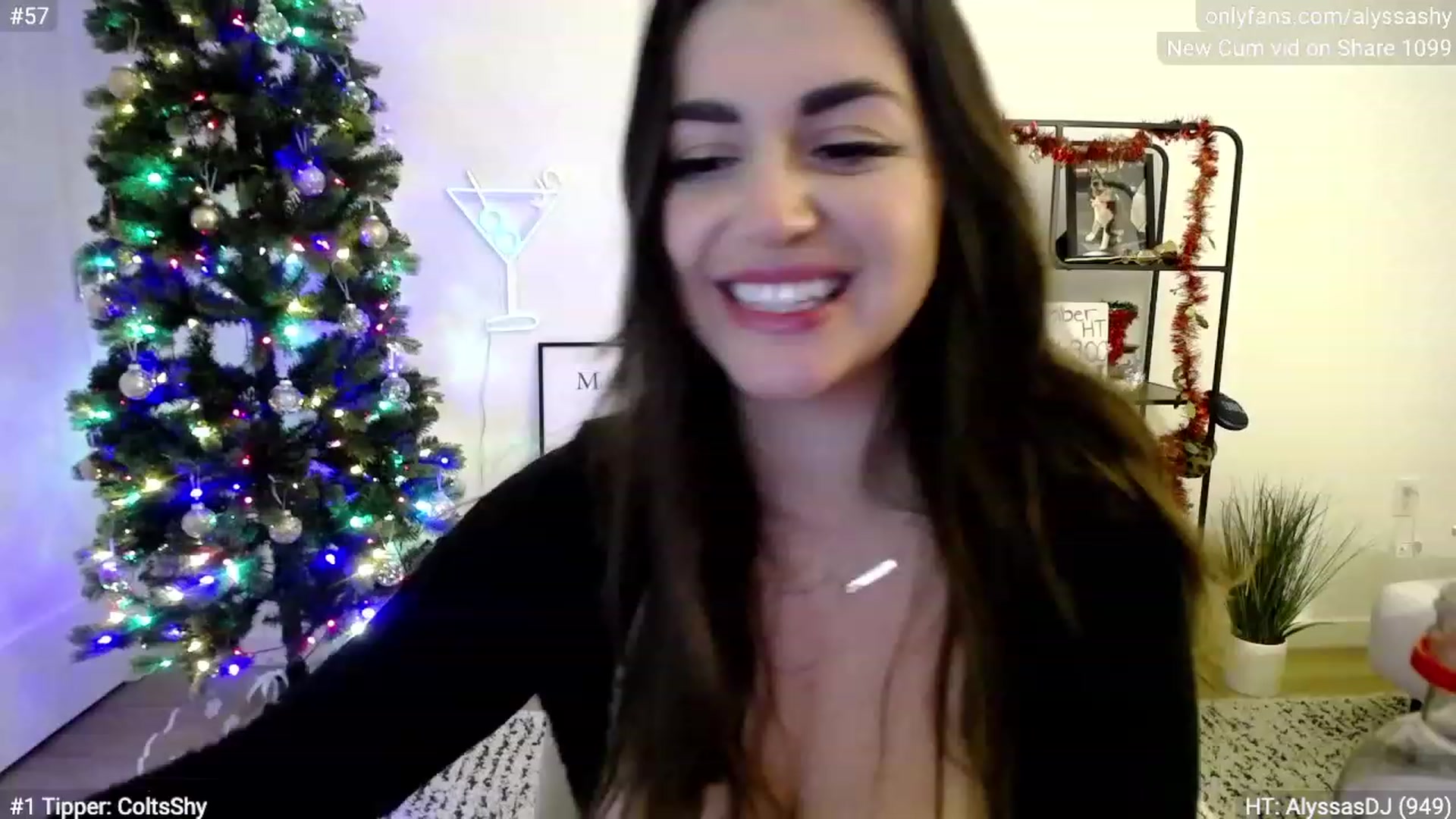 Gallery image thumbnail from AlyssaShy's myfreecams stream on, 11/25/2023, 05:29 image 13 of 20