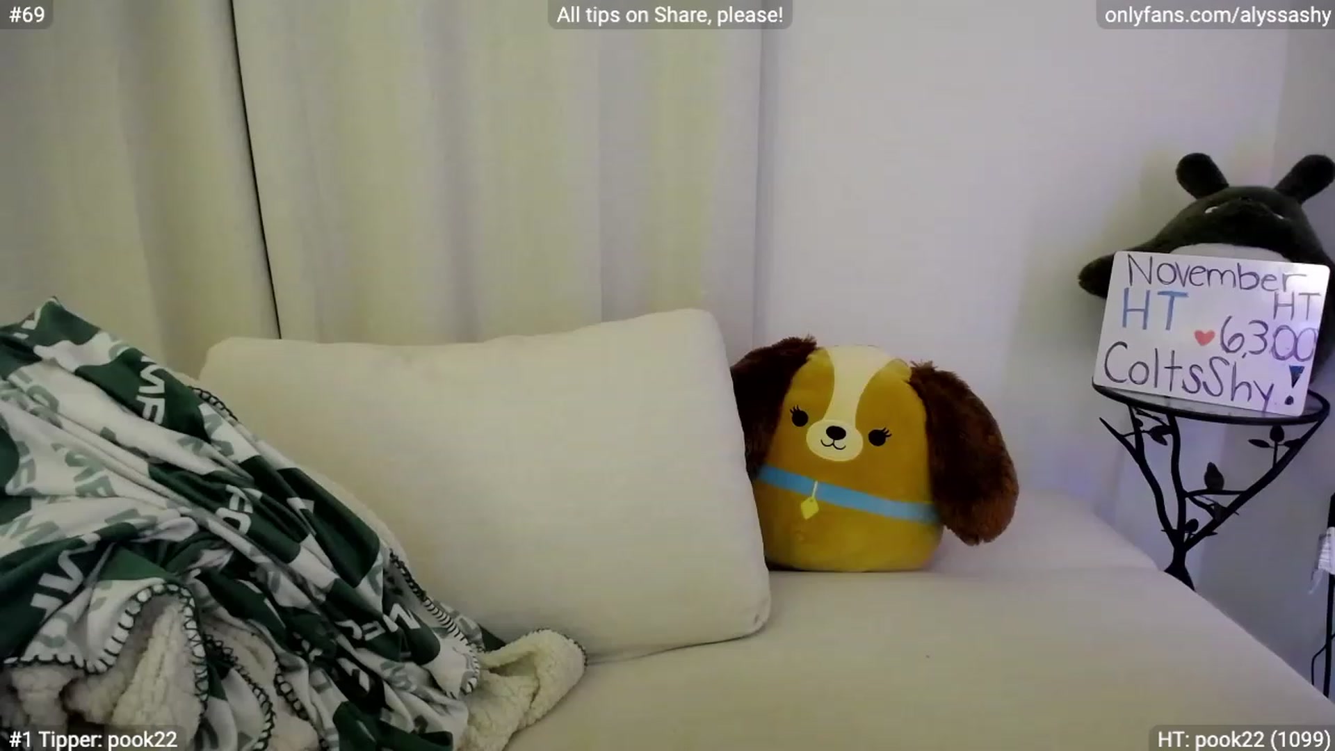 Gallery image thumbnail from AlyssaShy's myfreecams stream on, 11/30/2023, 02:59 image 3 of 20