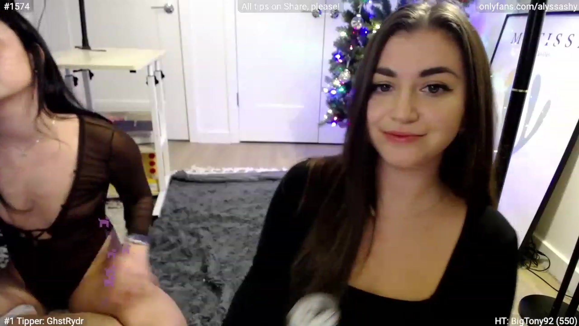 Gallery image thumbnail from AlyssaShy's myfreecams stream on, 12/04/2023, 03:50 image 11 of 20