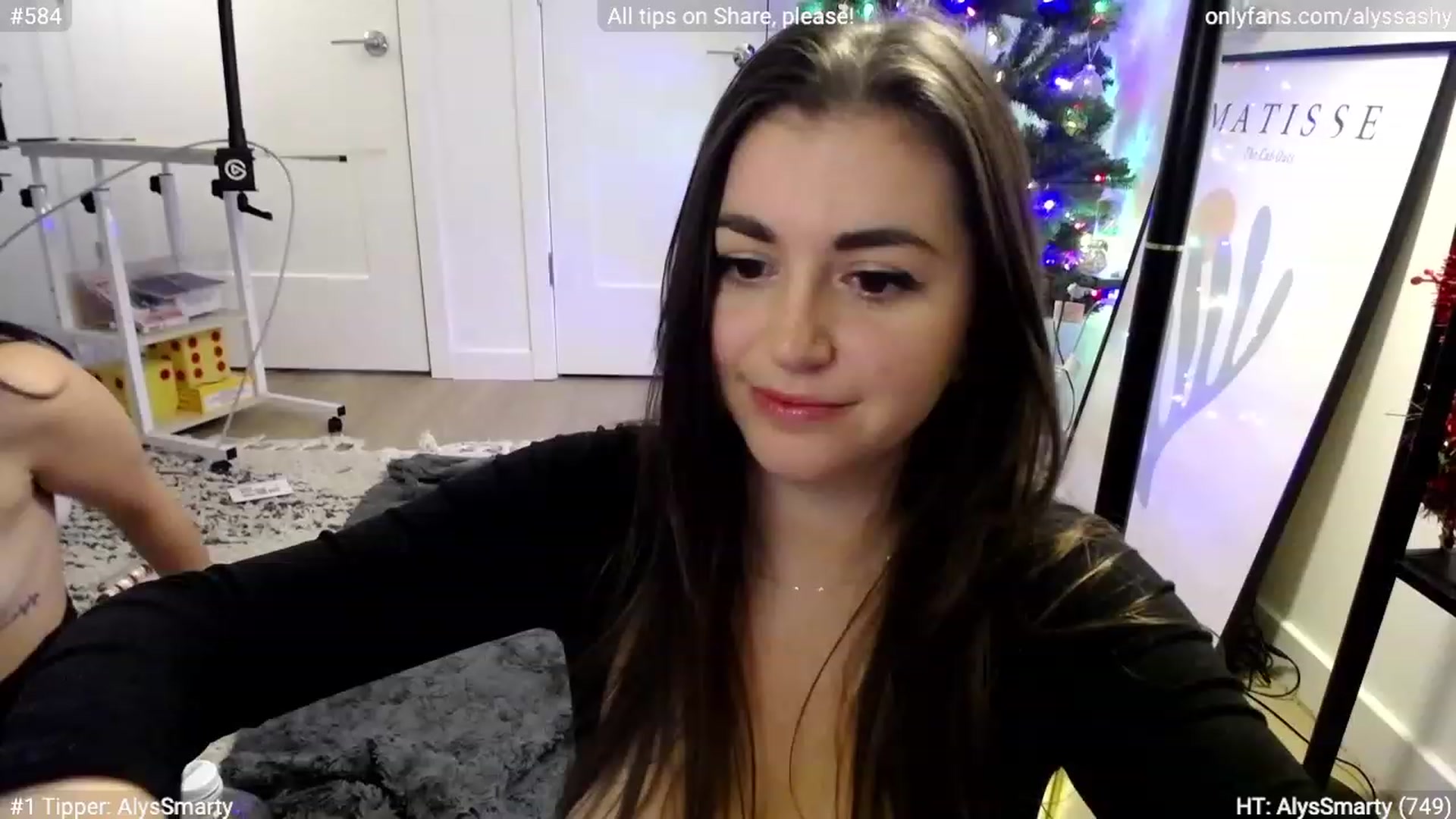 Gallery image thumbnail from AlyssaShy's myfreecams stream on, 12/04/2023, 07:21 image 3 of 20
