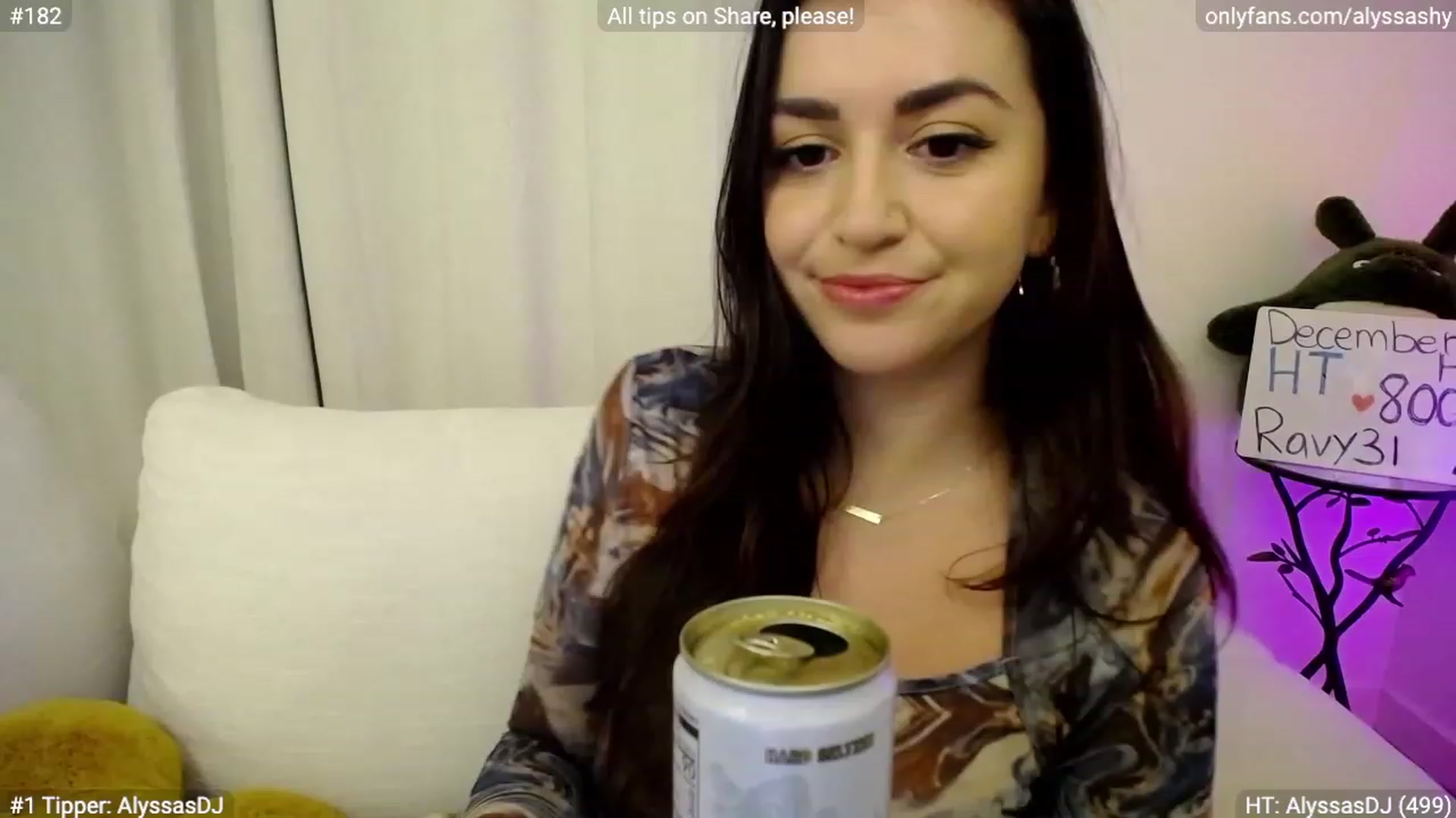 Gallery image thumbnail from AlyssaShy's myfreecams stream on, 12/08/2023, 24:02 image 12 of 20