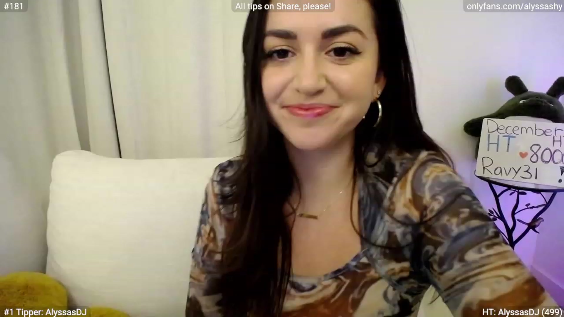 Gallery image thumbnail from AlyssaShy's myfreecams stream on, 12/08/2023, 24:02 image 16 of 20