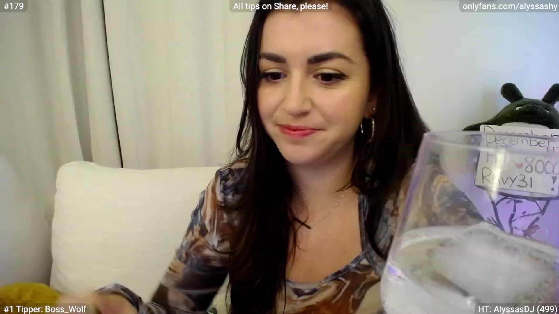 Gallery image thumbnail from AlyssaShy's myfreecams stream on, 12/08/2023, 24:32 image 8 of 20
