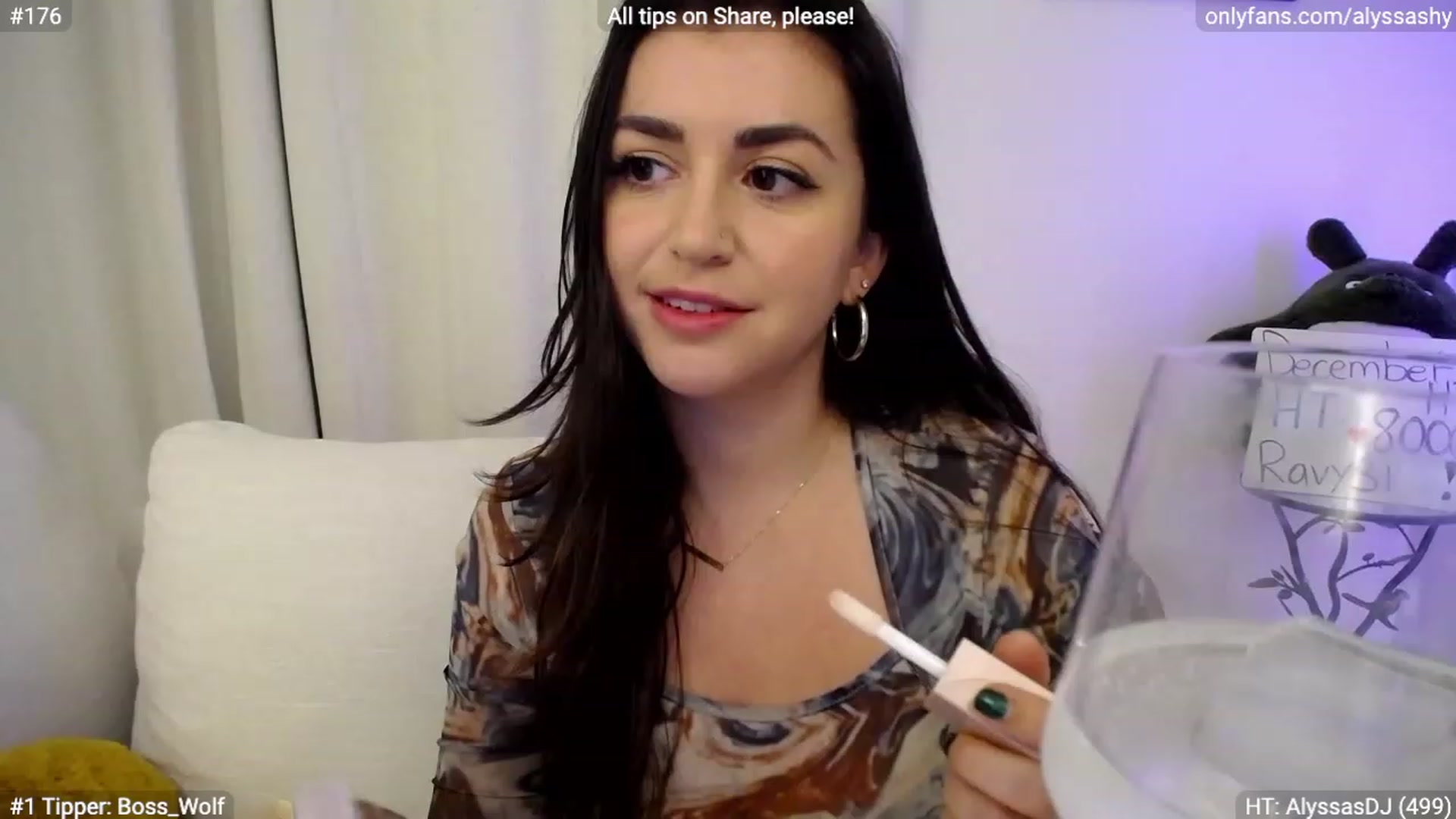 Gallery image thumbnail from AlyssaShy's myfreecams stream on, 12/08/2023, 24:32 image 12 of 20