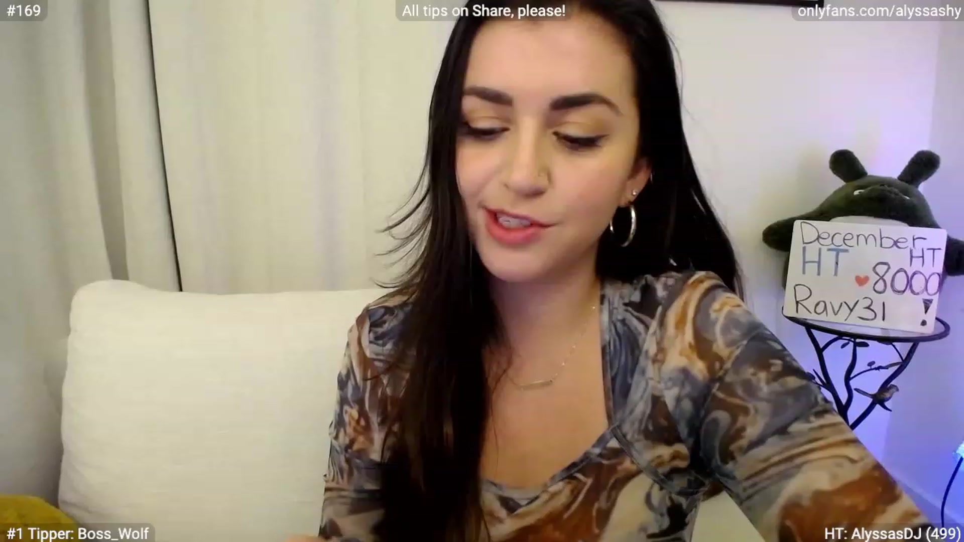 Gallery image thumbnail from AlyssaShy's myfreecams stream on, 12/08/2023, 01:28 image 19 of 20