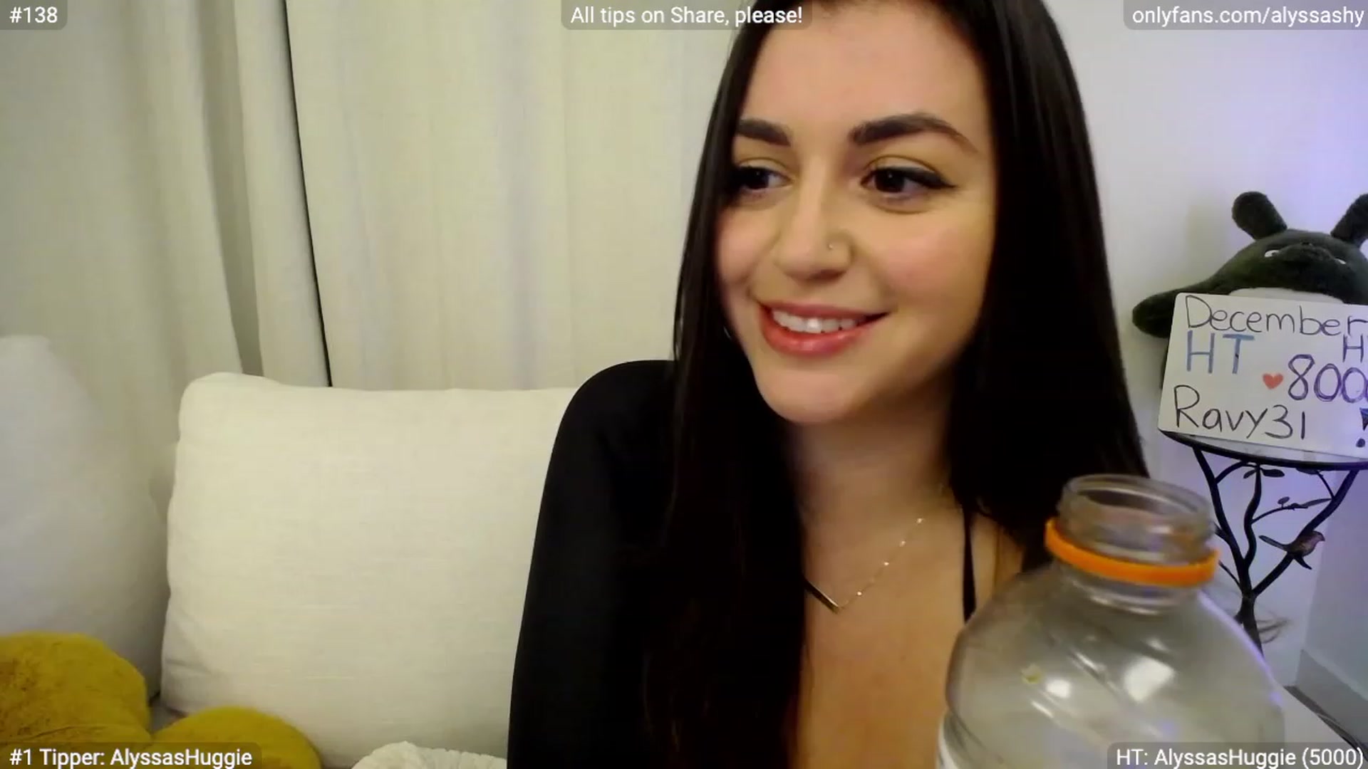 Gallery image thumbnail from AlyssaShy's myfreecams stream on, 12/09/2023, 02:58 image 19 of 20