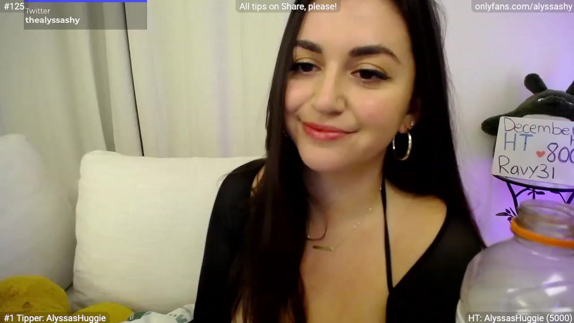 Gallery image thumbnail from AlyssaShy's myfreecams stream on, 12/09/2023, 04:38 image 4 of 20