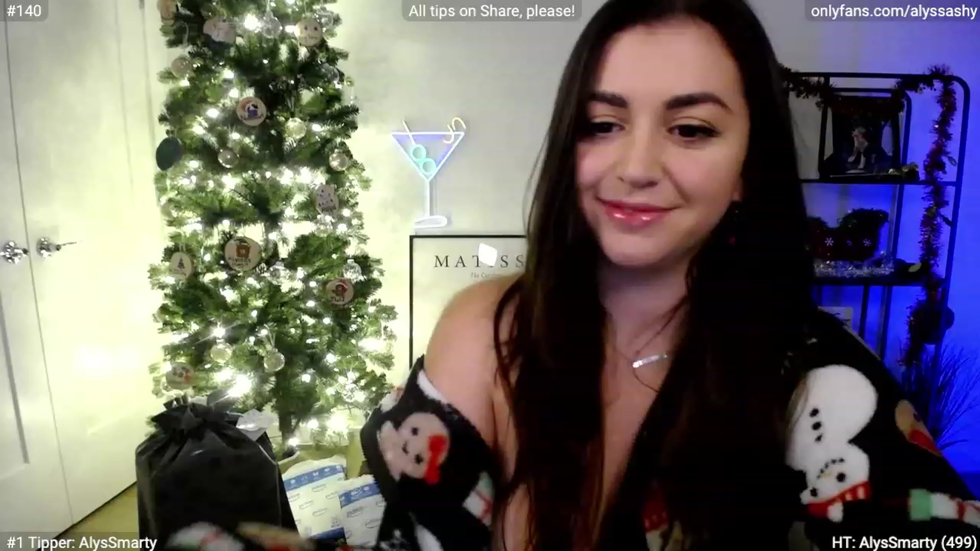 Gallery image thumbnail from AlyssaShy's myfreecams stream on, 12/16/2023, 24:34 image 12 of 20