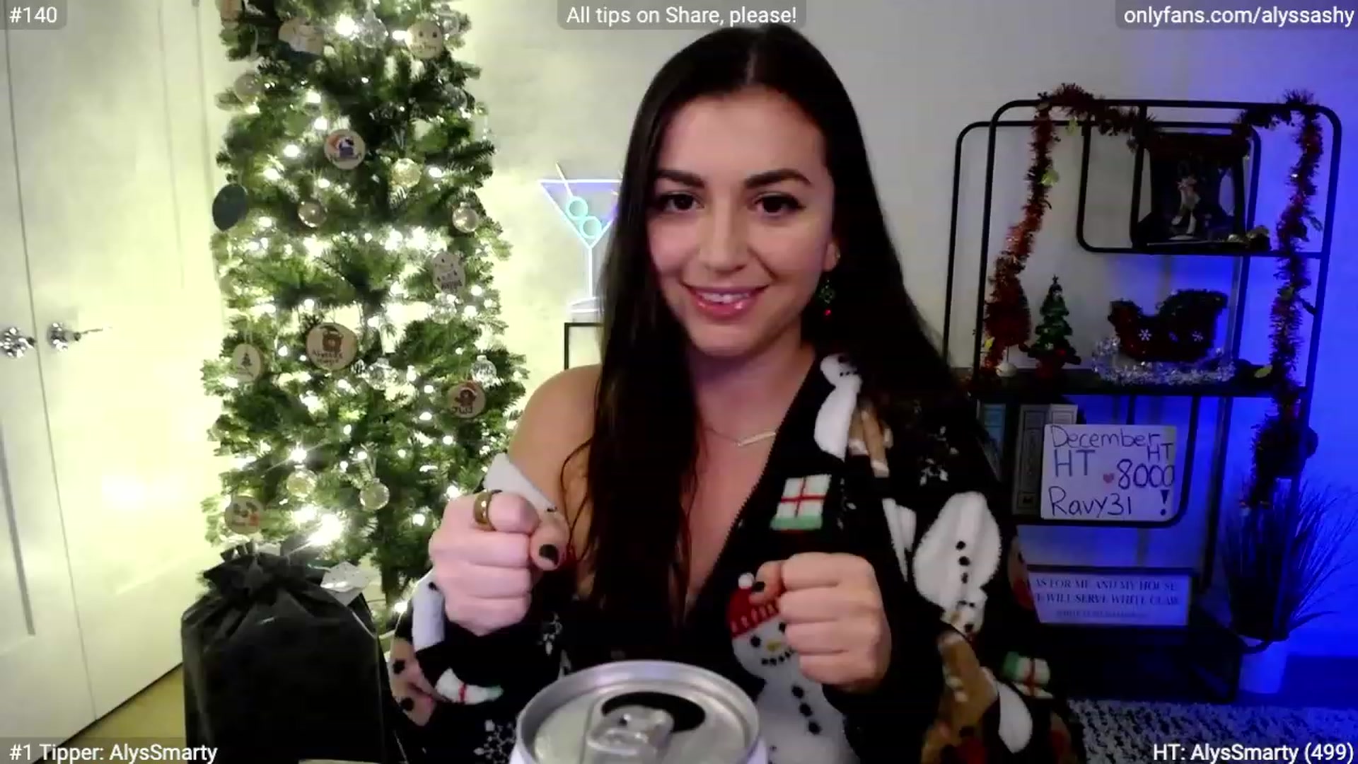 Gallery image thumbnail from AlyssaShy's myfreecams stream on, 12/16/2023, 24:34 image 17 of 20