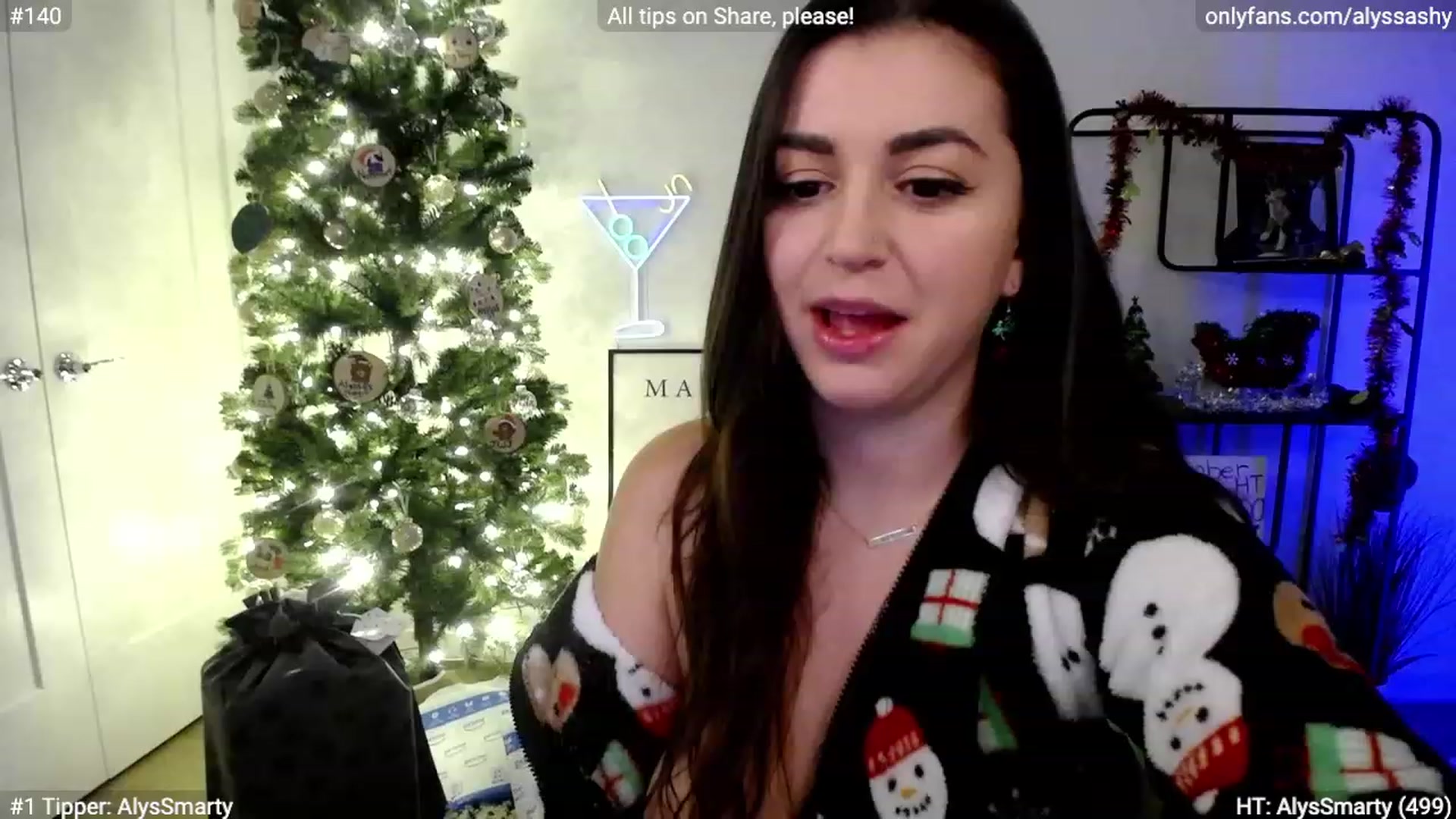 Gallery image thumbnail from AlyssaShy's myfreecams stream on, 12/16/2023, 24:34 image 13 of 20