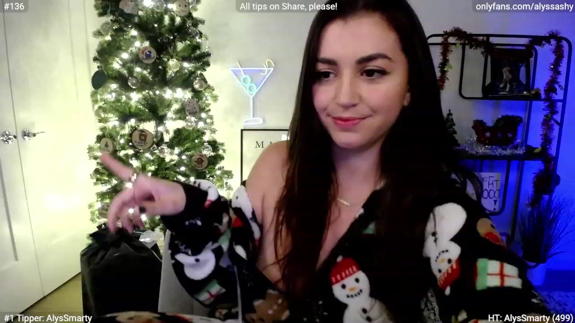 Gallery image thumbnail from AlyssaShy's myfreecams stream on, 12/16/2023, 02:11 image 12 of 20