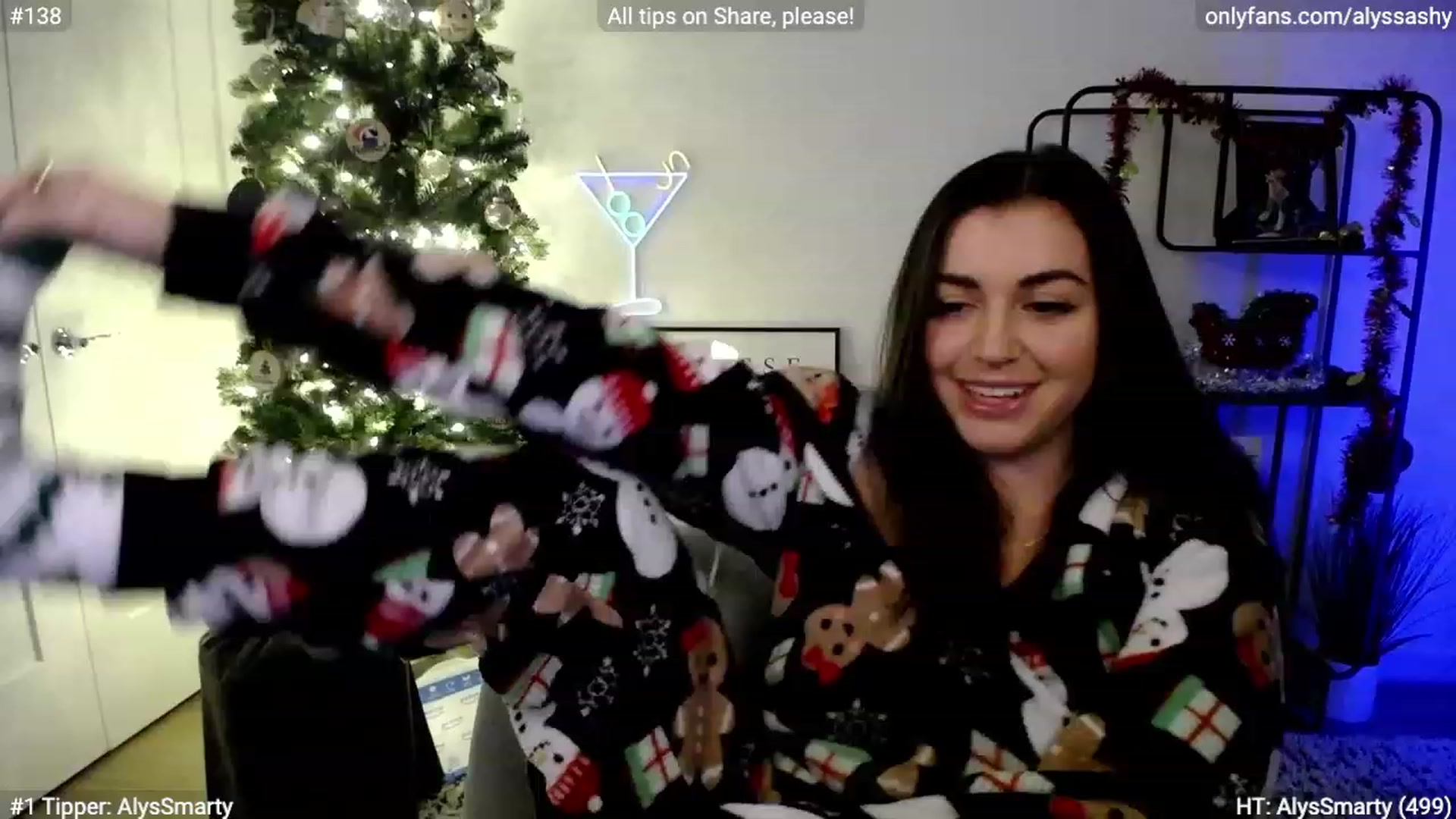 Gallery image thumbnail from AlyssaShy's myfreecams stream on, 12/16/2023, 02:11 image 5 of 20