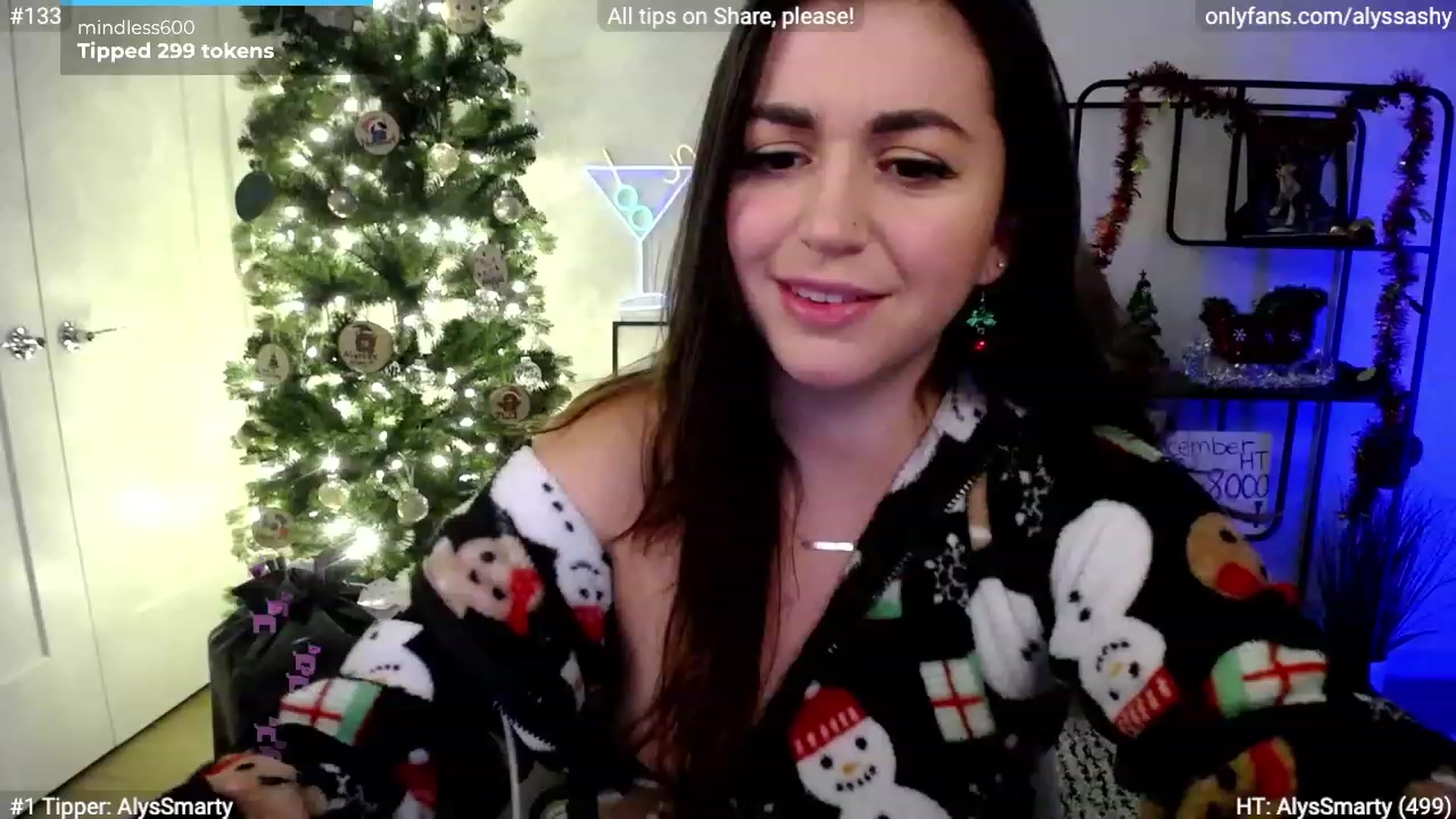 Gallery image thumbnail from AlyssaShy's myfreecams stream on, 12/16/2023, 02:11 image 15 of 20