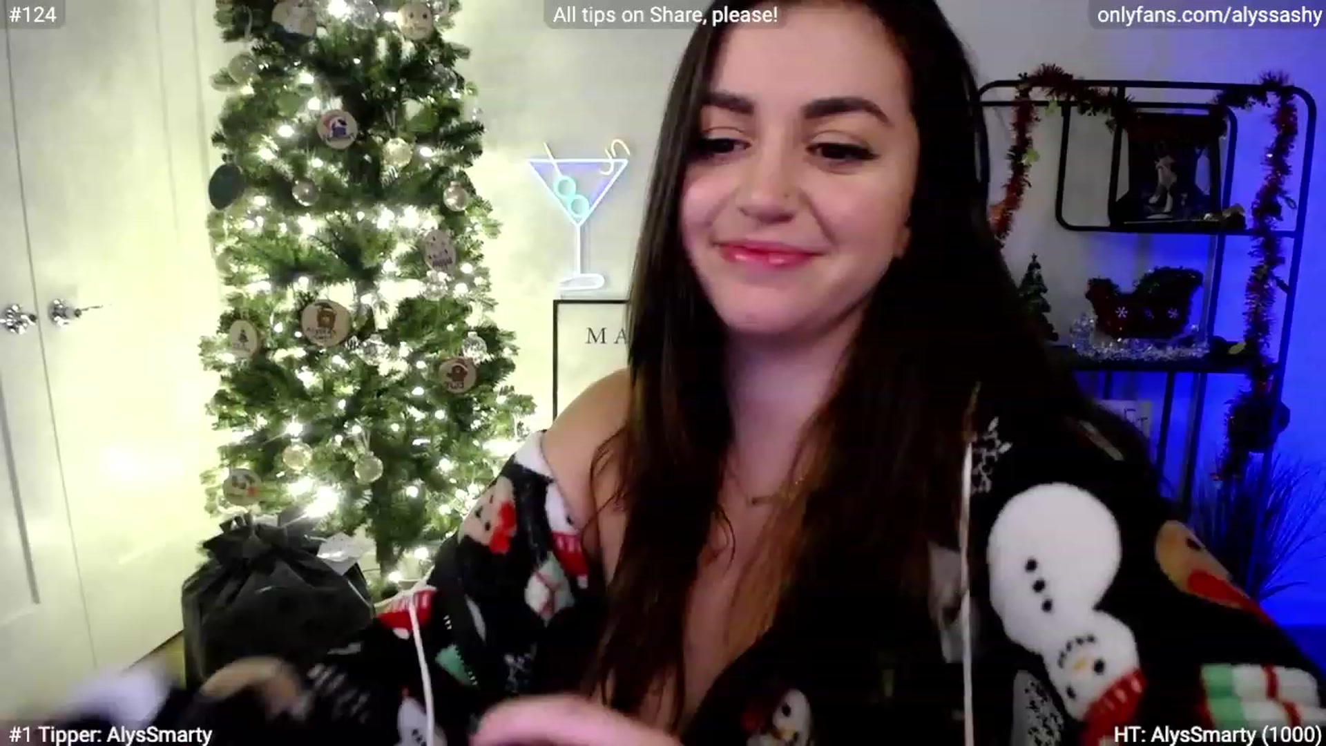 Gallery image thumbnail from AlyssaShy's myfreecams stream on, 12/16/2023, 03:50 image 19 of 20