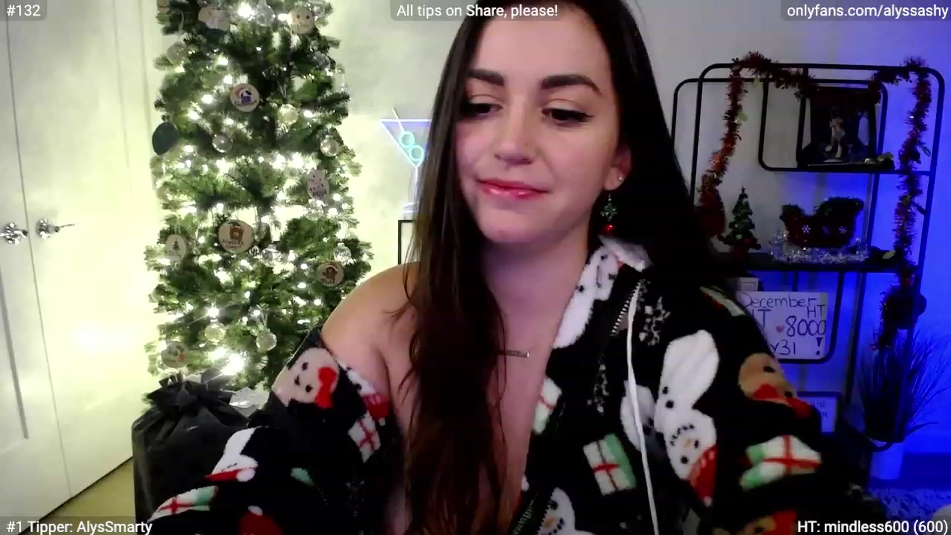 Gallery image thumbnail from AlyssaShy's myfreecams stream on, 12/16/2023, 03:50 image 10 of 20