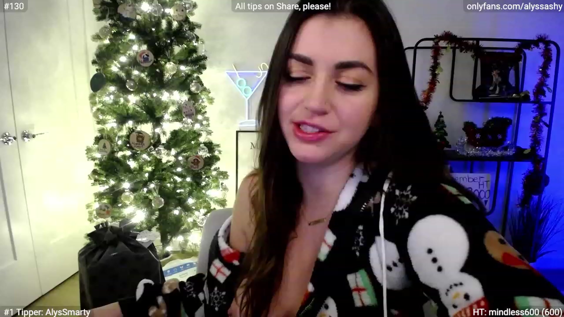 Gallery image thumbnail from AlyssaShy's myfreecams stream on, 12/16/2023, 03:50 image 12 of 20