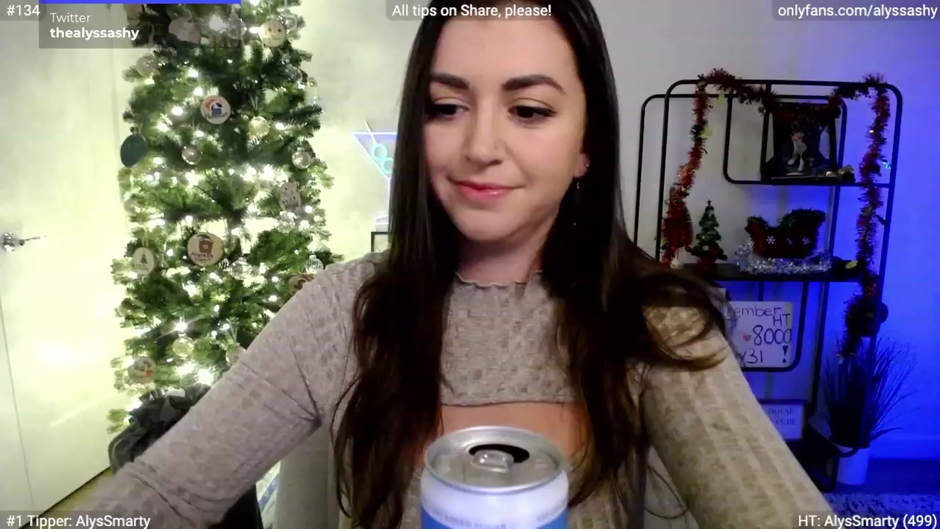 Gallery image thumbnail from AlyssaShy's myfreecams stream on, 12/17/2023, 01:33 image 1 of 20