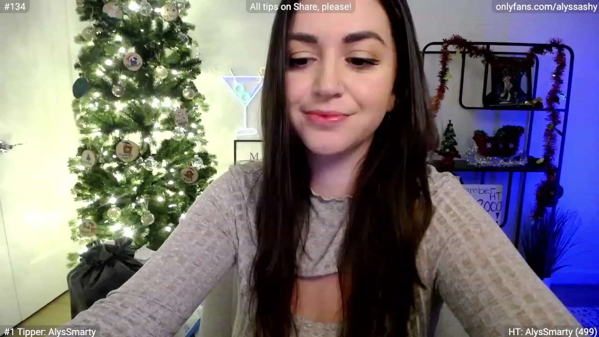 Gallery image thumbnail from AlyssaShy's myfreecams stream on, 12/17/2023, 01:33 image 4 of 20