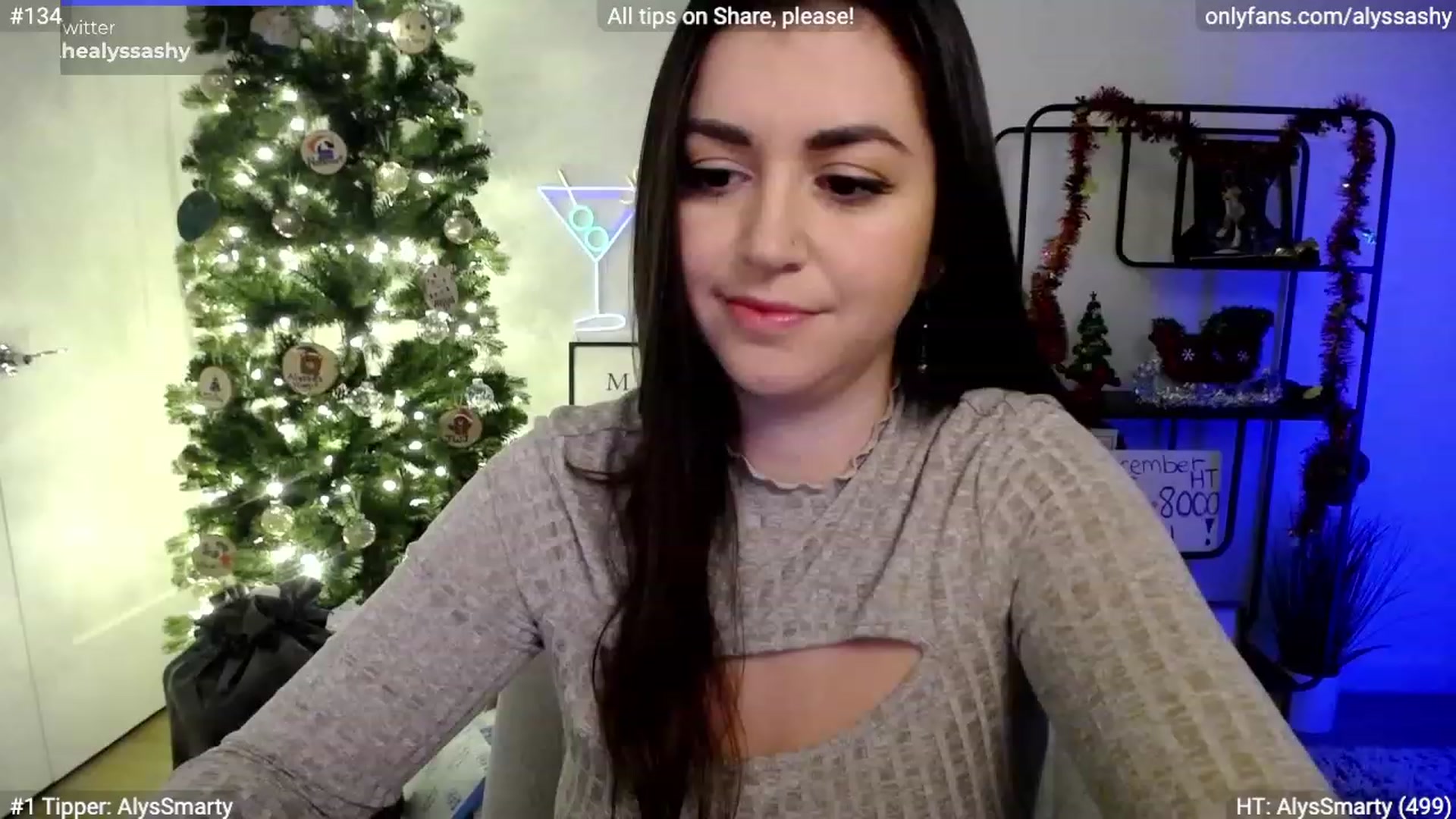 Gallery image thumbnail from AlyssaShy's myfreecams stream on, 12/17/2023, 01:33 image 6 of 20