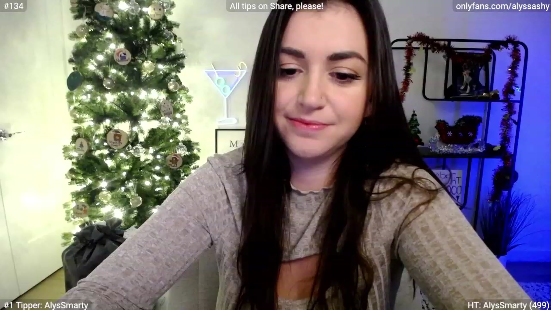 Gallery image thumbnail from AlyssaShy's myfreecams stream on, 12/17/2023, 01:33 image 5 of 20